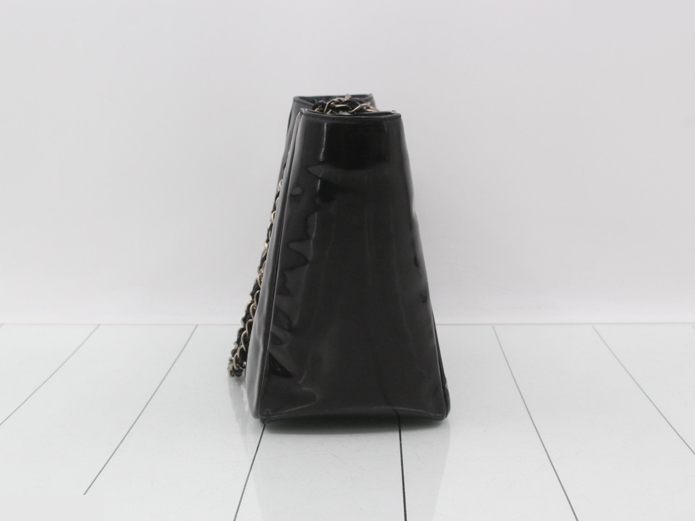 Triple Coco handbag, perforated, black, with original seal, rare. — view 4
