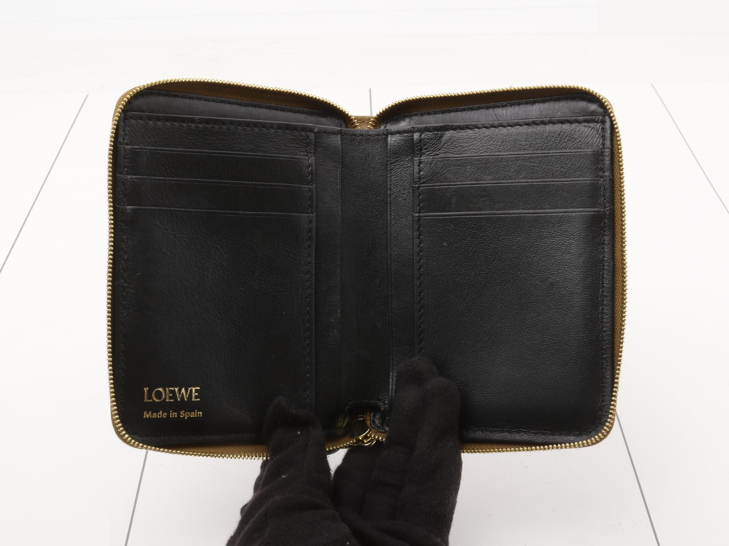 Boxed Knot Other Line Bags & Wallets — view 4