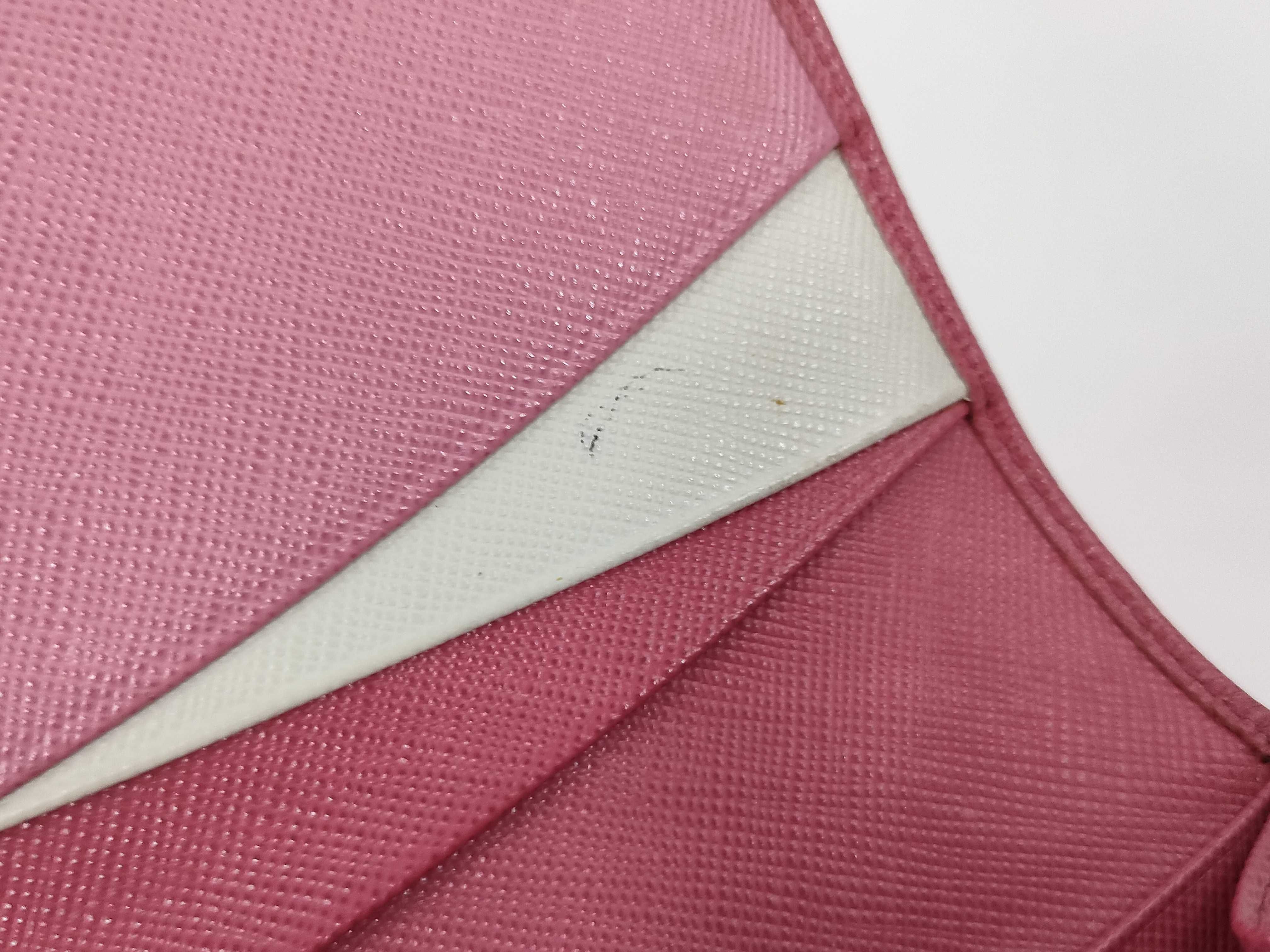 bags and wallets — view 13