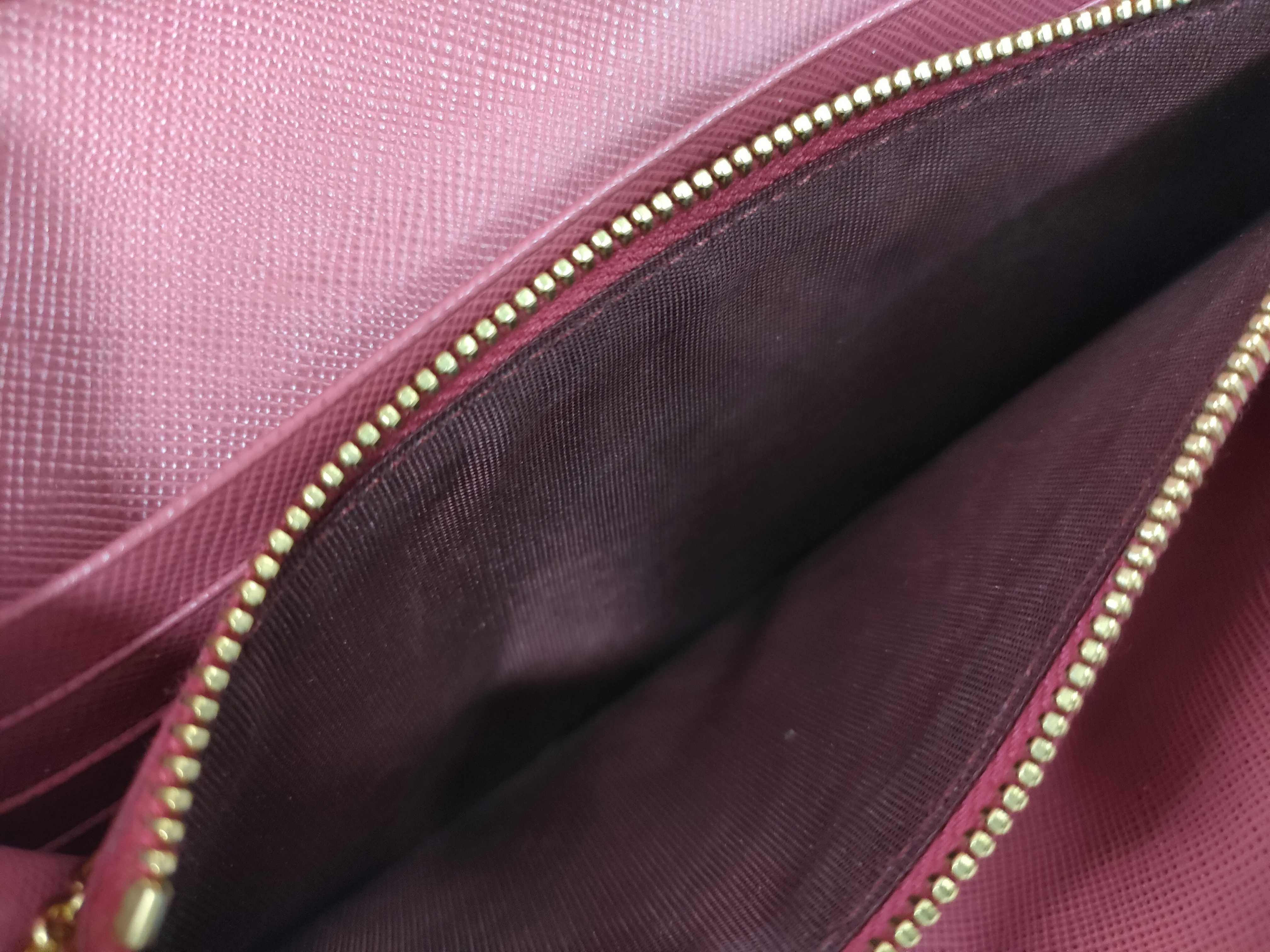 bags and wallets — view 10