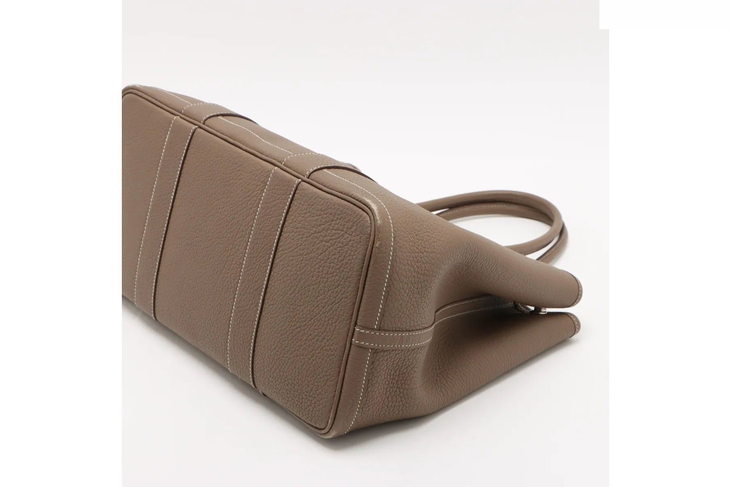 B Stamped, manufactured in 2023, Garden Party PM, Negonda Etoupe Leather — view 3
