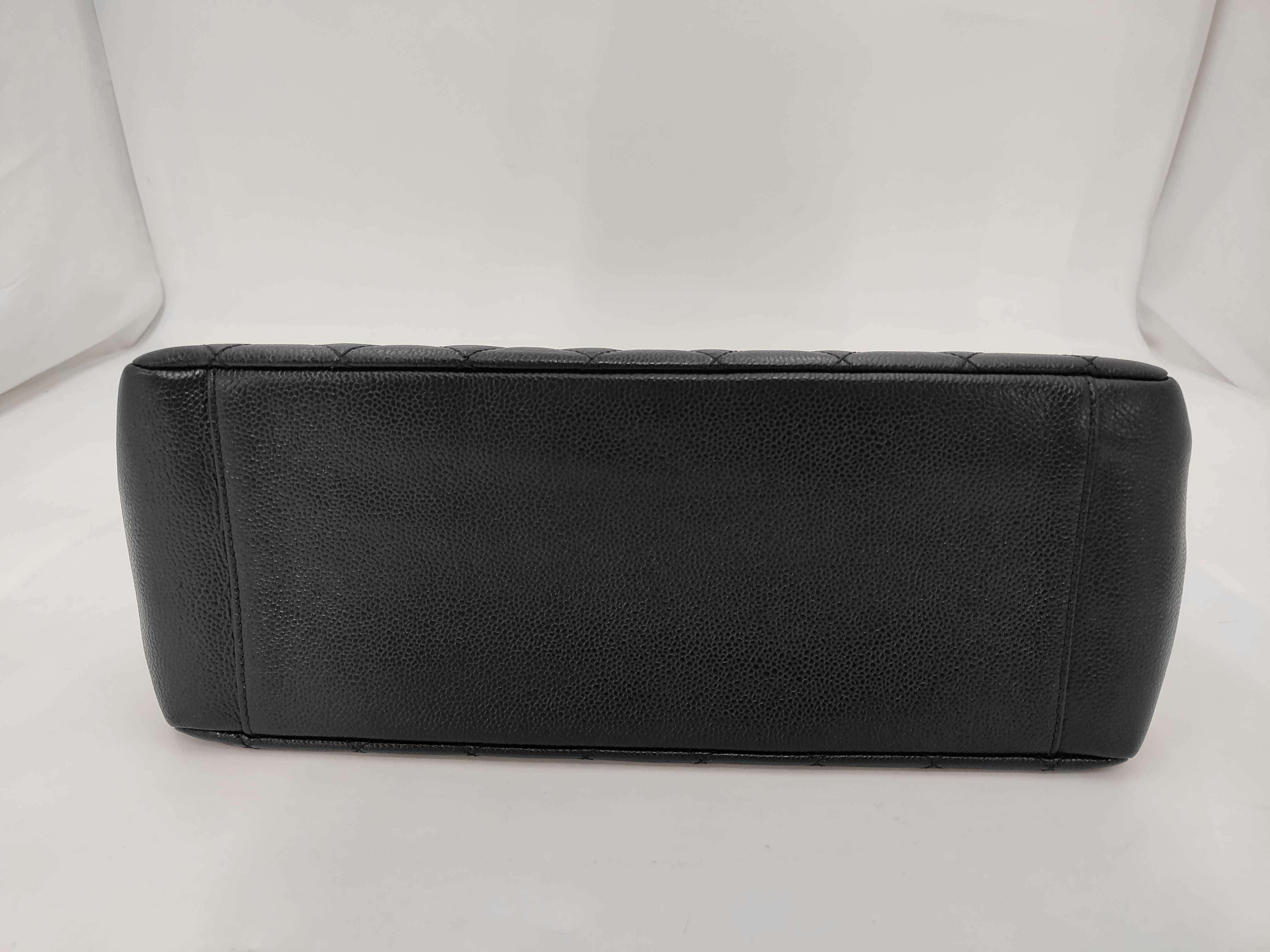 Chain tote bag caviar skin bag — view 4