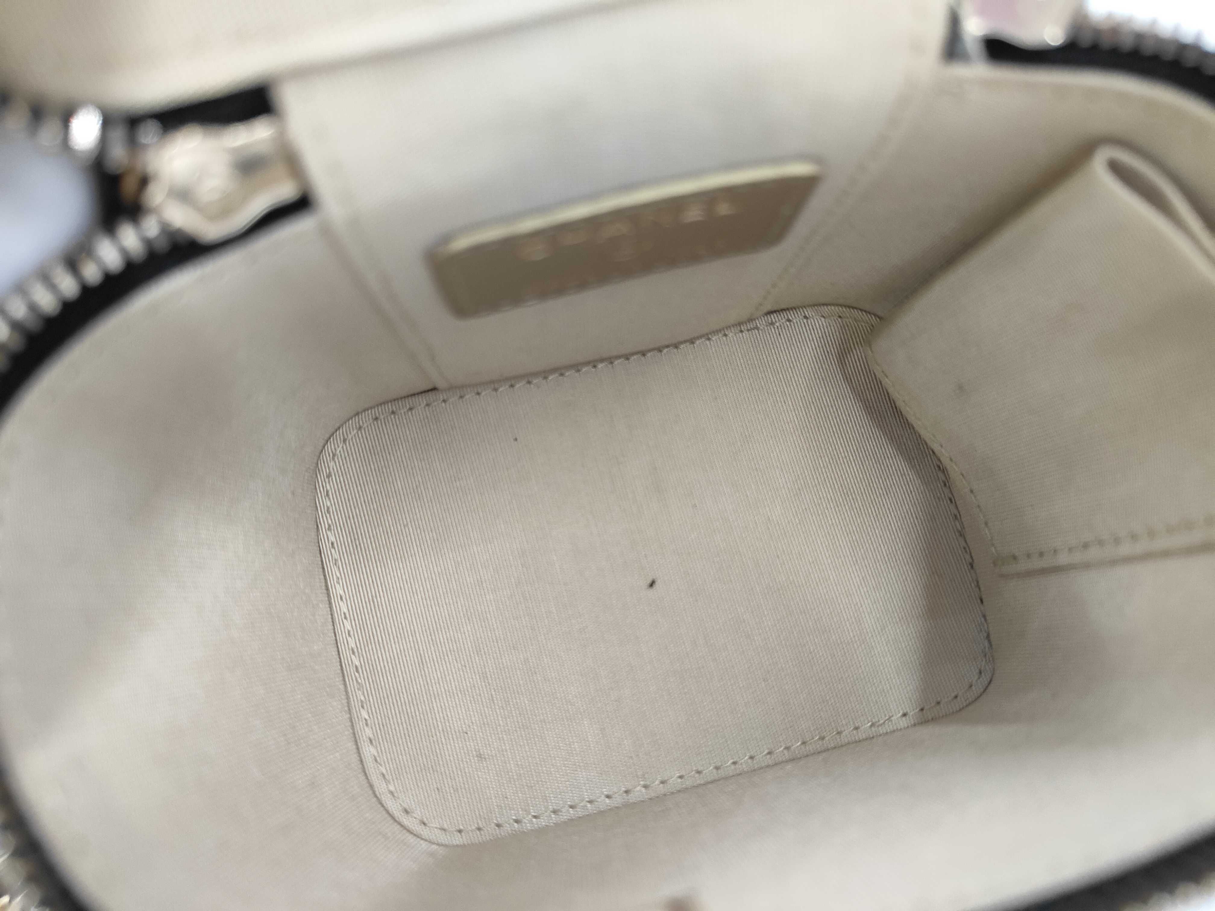 Coco Ball Vanity Bag Shoulder Bag — view 8