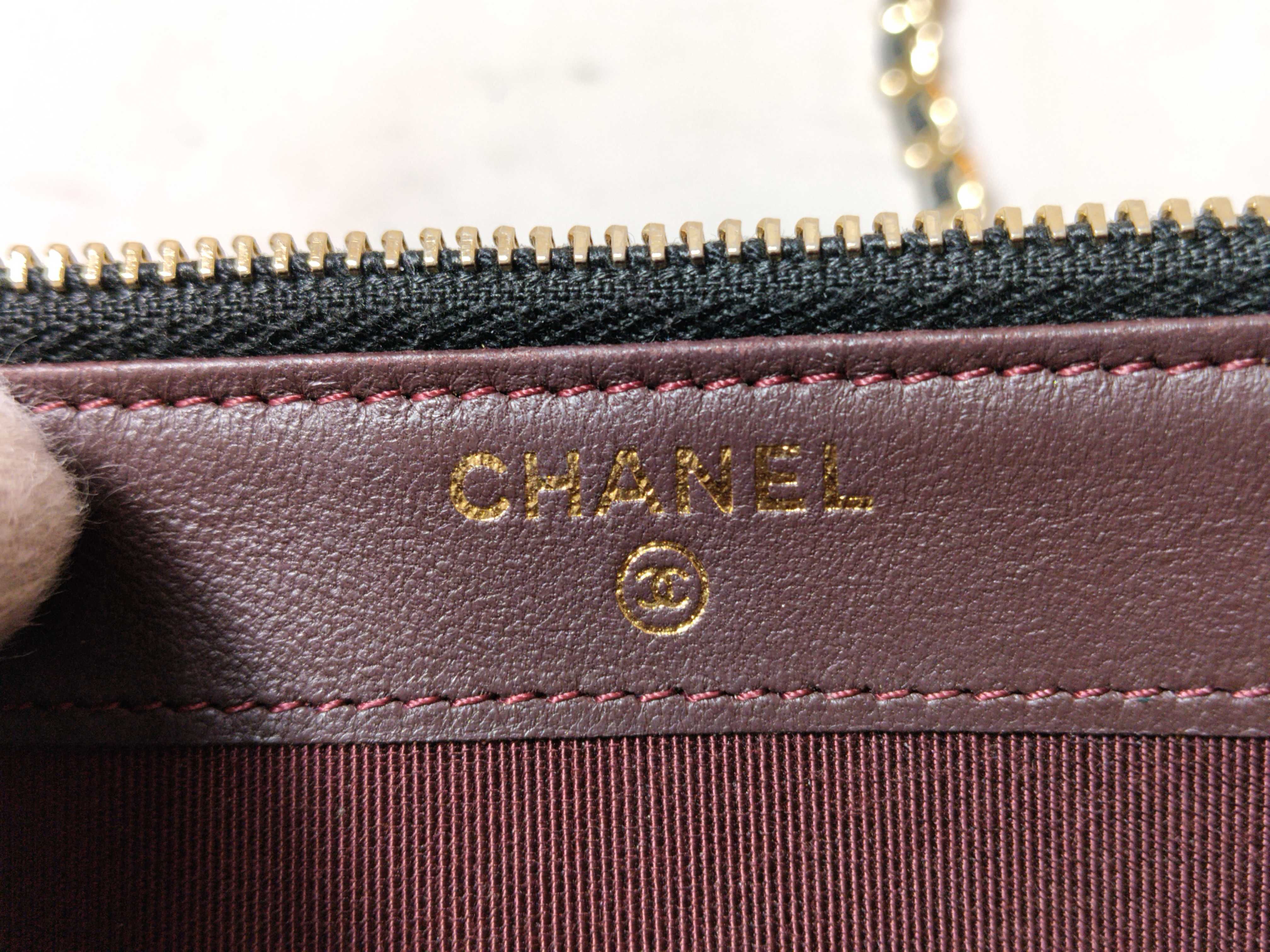 Lambskin Chain Wallet, Double Zipper, Serial Number 24, Shoulder Bag — view 12