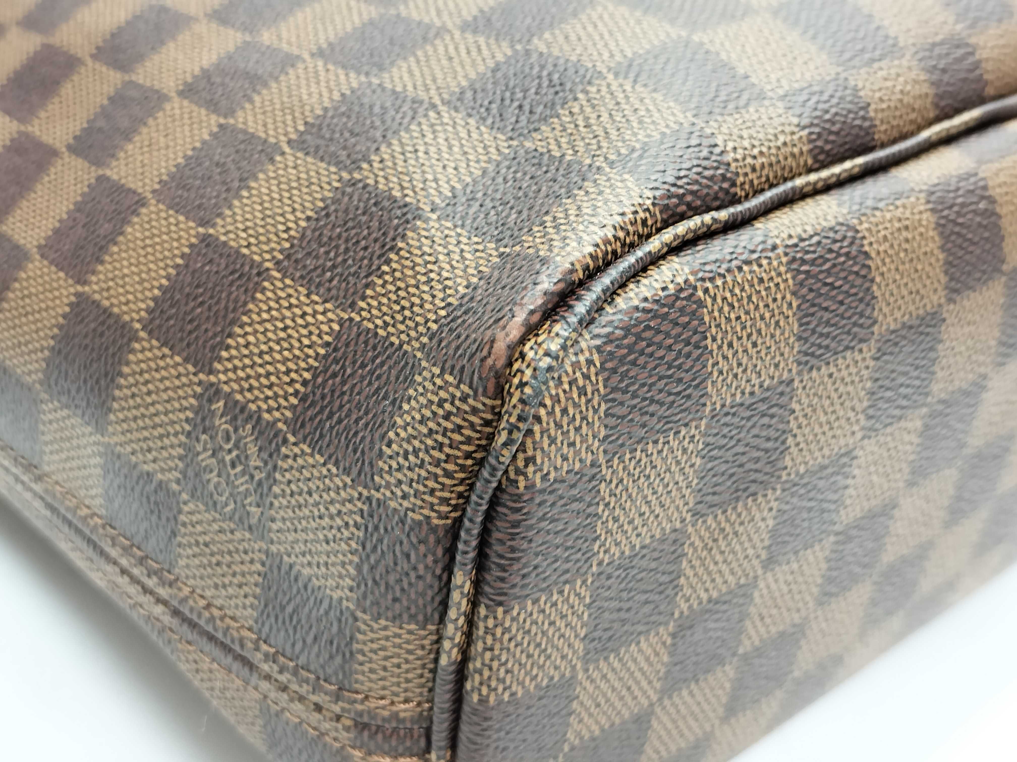 Damier Neverfull PM Tote Bag — view 3