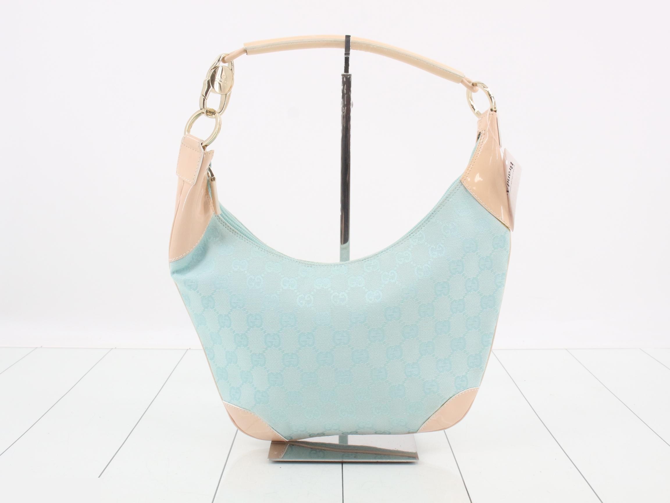 GG Canvas One-Shoulder Bag