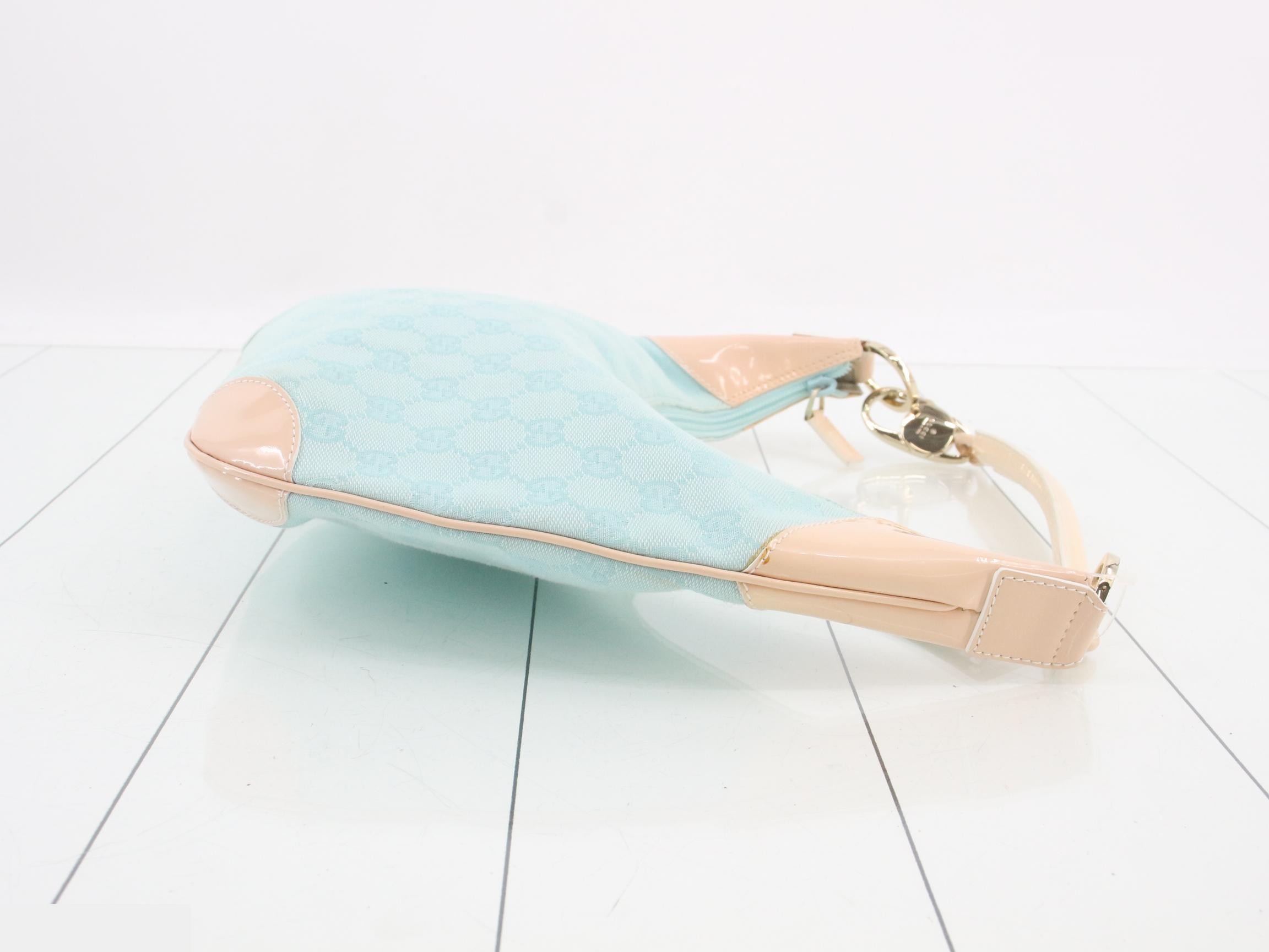 GG Canvas One-Shoulder Bag — view 3