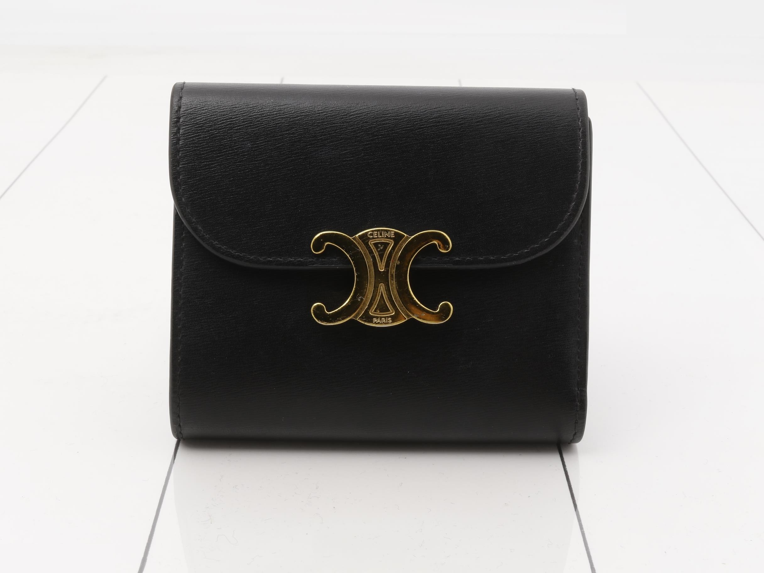 Triomphe wallet