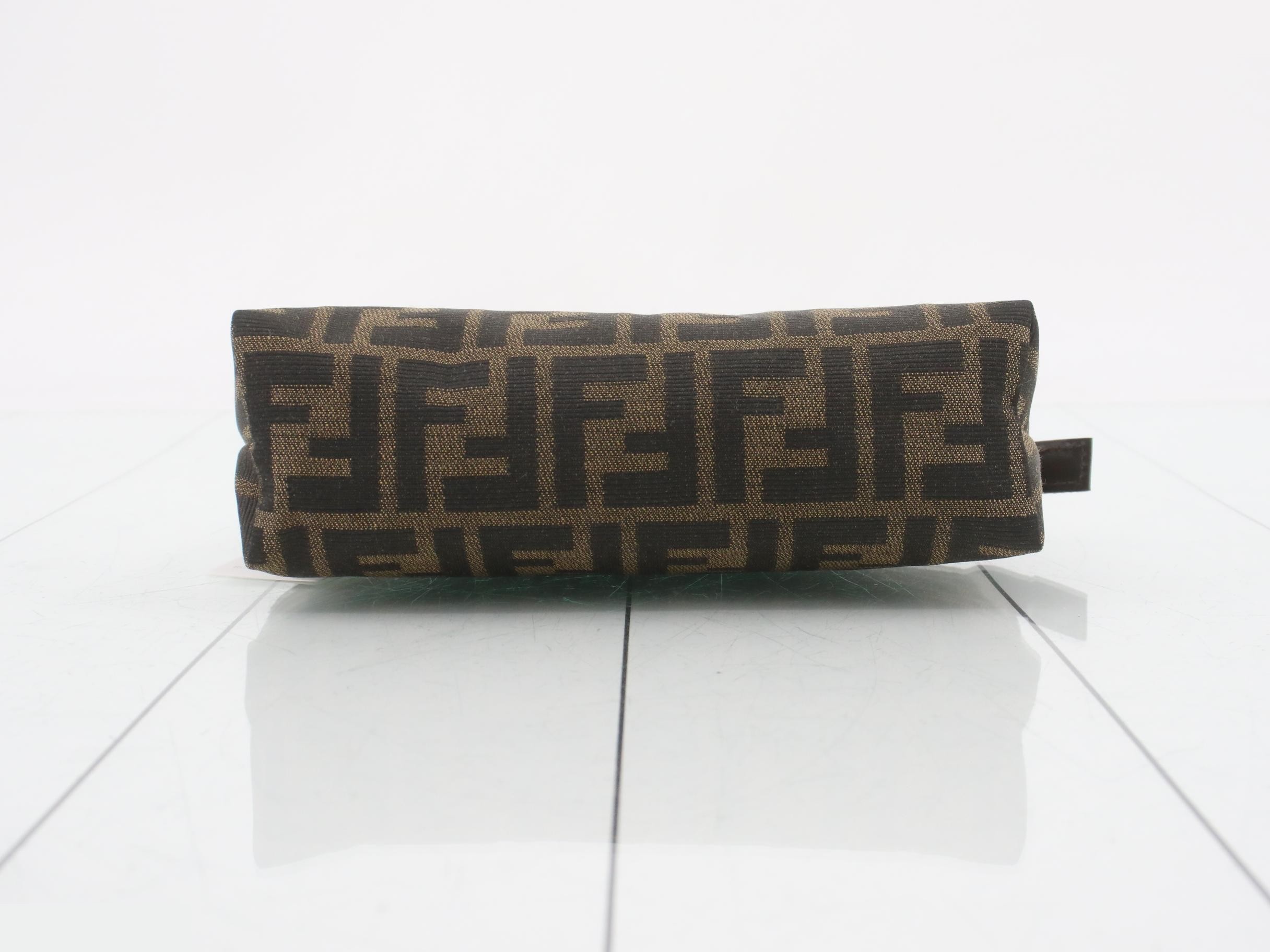 pouch — view 3