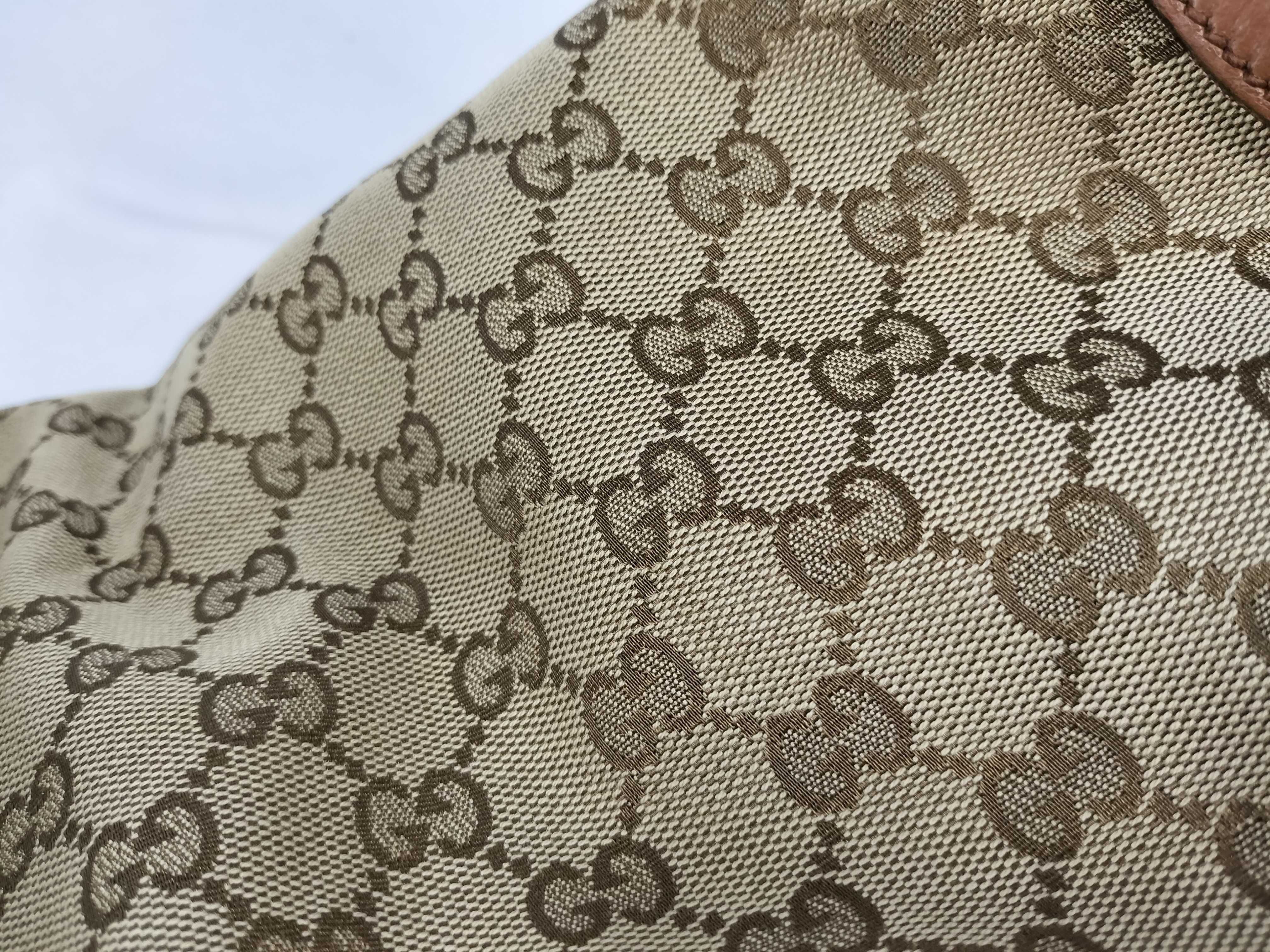 GG Canvas Gucci Tote Bag — view 15