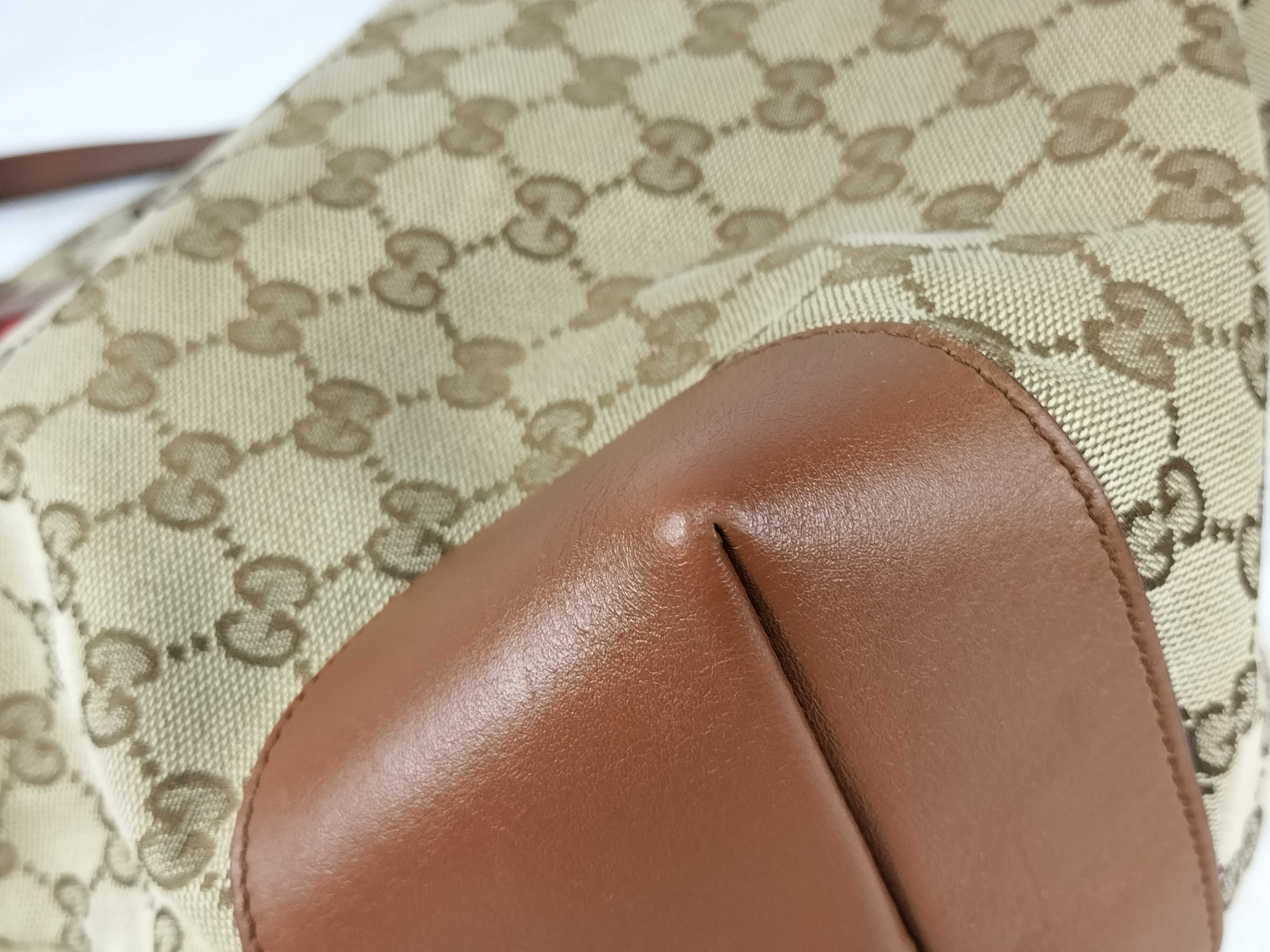 GG Canvas Gucci Tote Bag — view 7