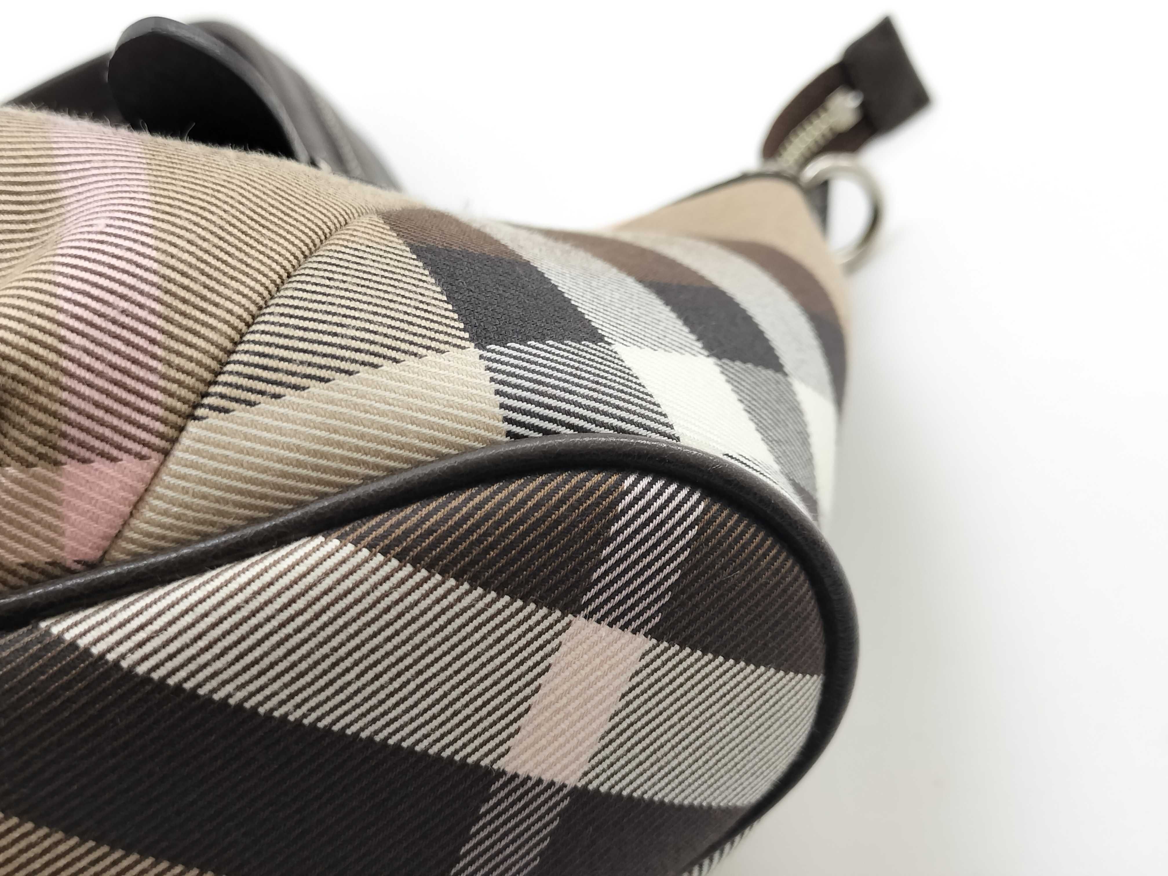 Blue Label Burberry Handbag — view 8