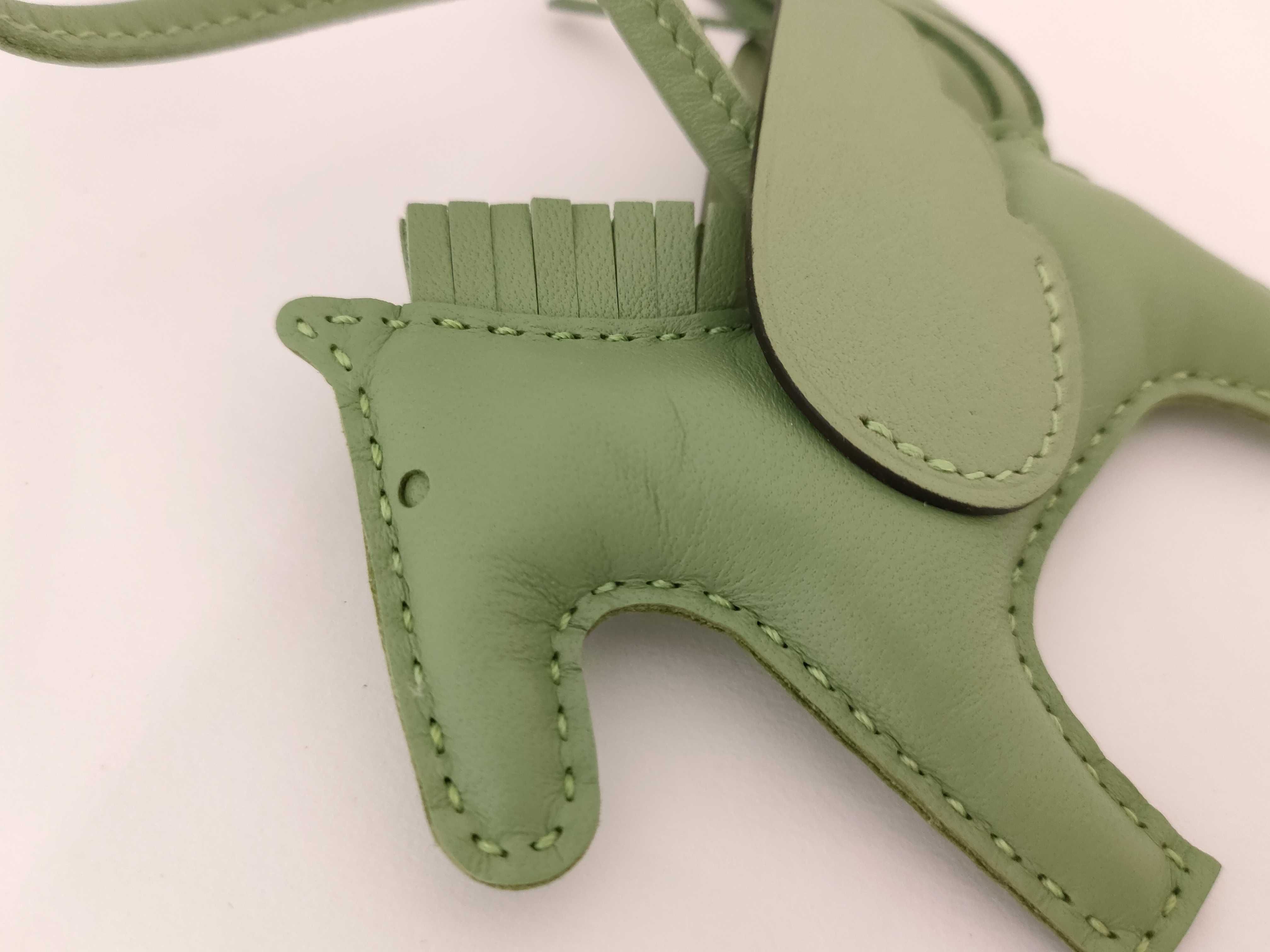 Pegasus PM Vert Cricket B stamp Hermes Unused Charm — view 4