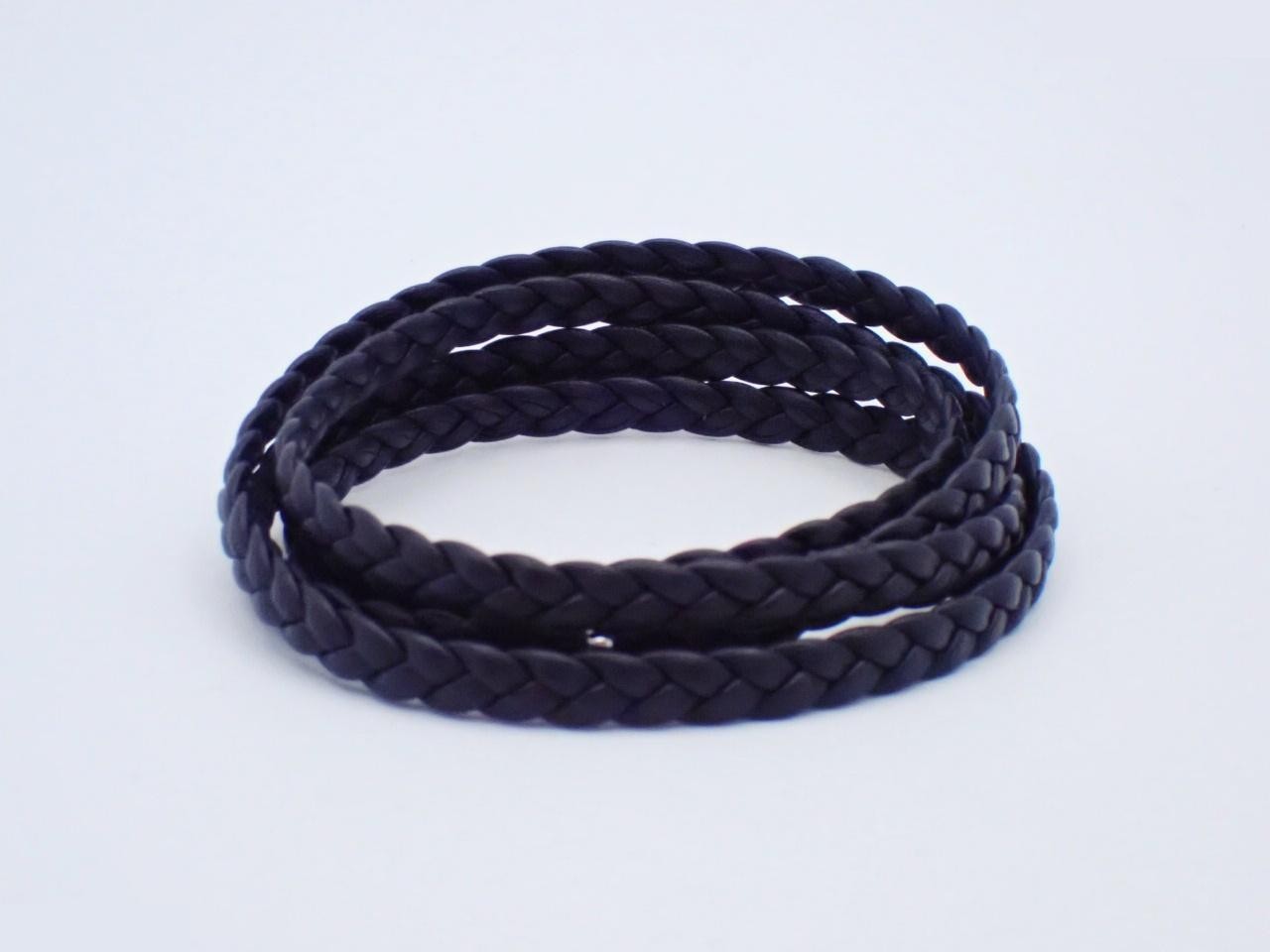 Bracelet, leather, wrist circumference approximately 17cm — view 2