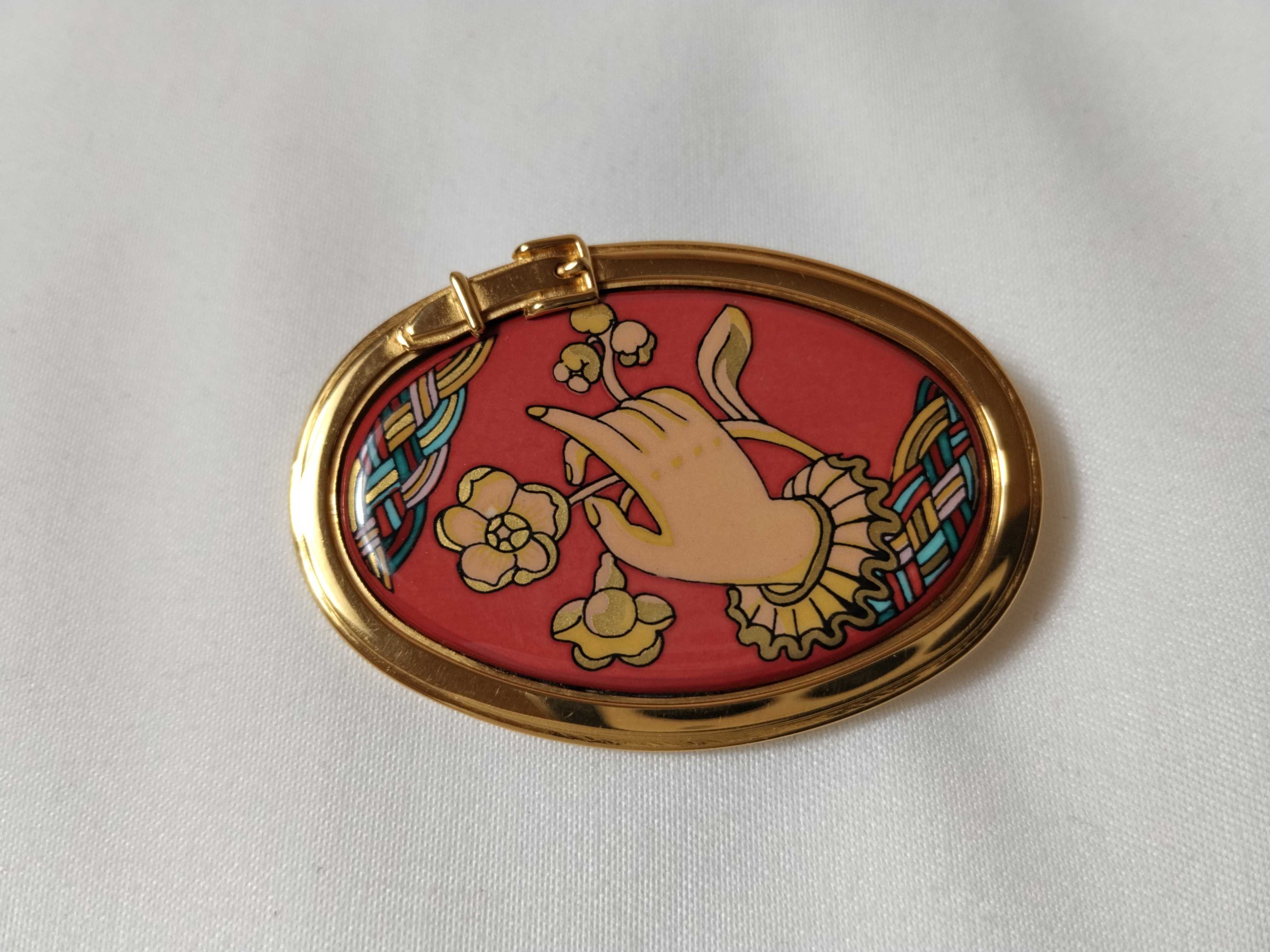 brooch, enamel brooch