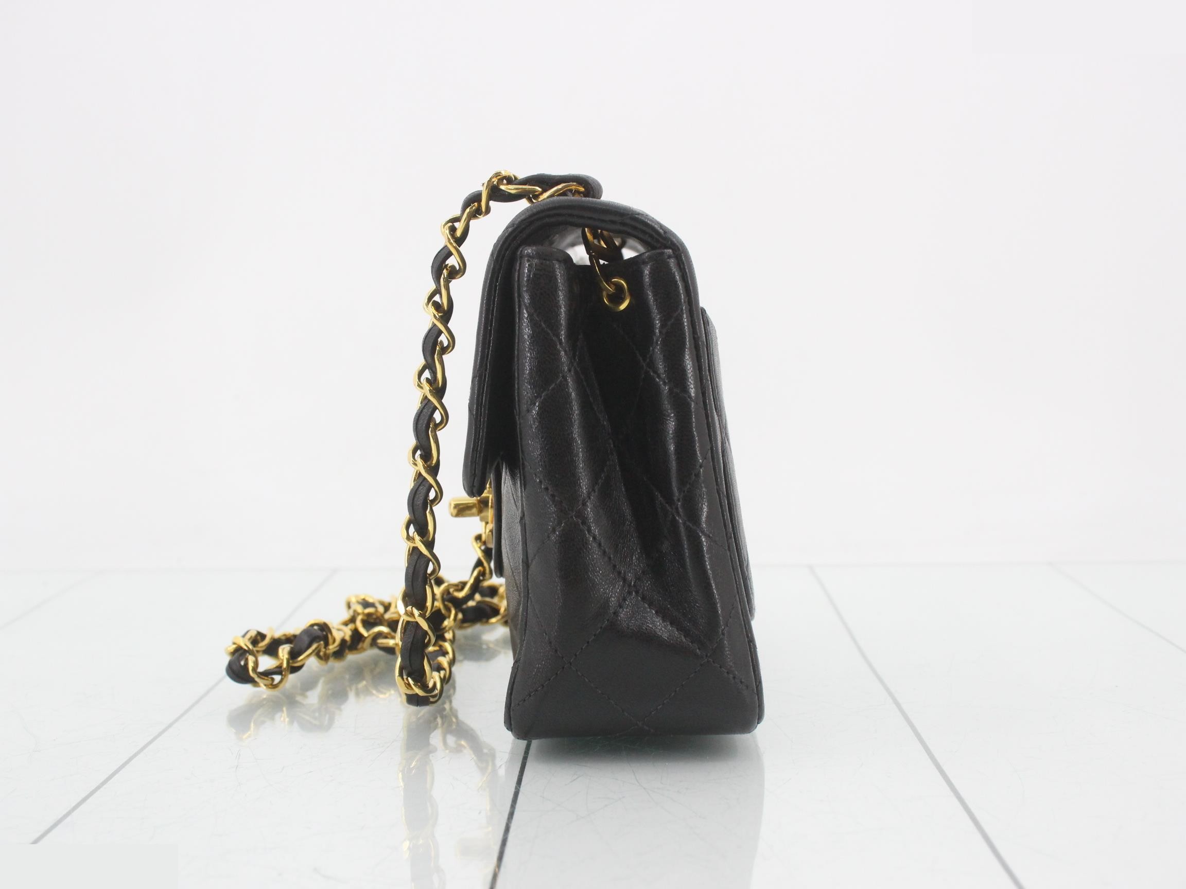 Matelassé (bag) - Shoulder bag — view 3