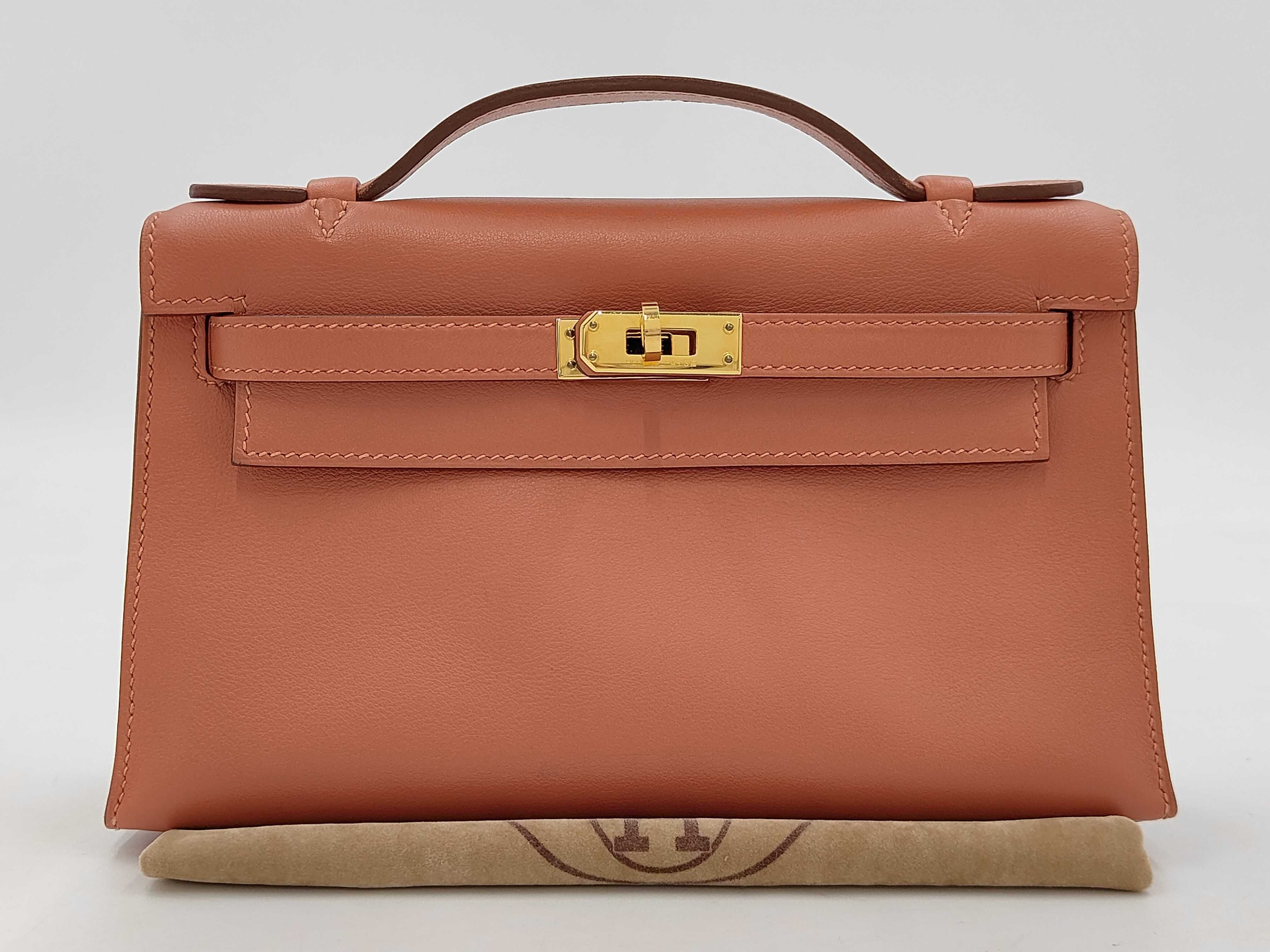 Kelly Pochette Gold Hardware L Handbag
