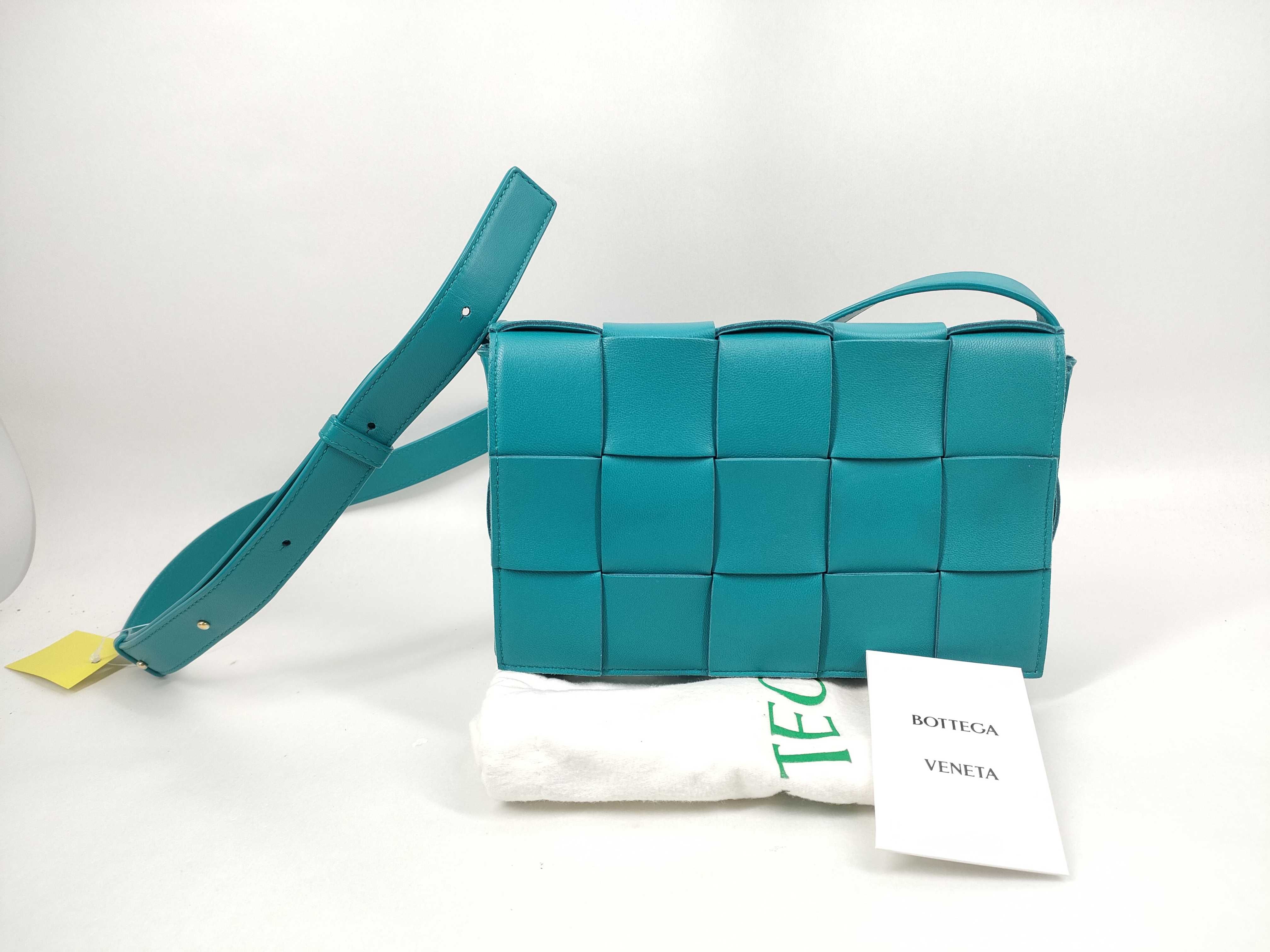 Intrecciato Cassette Shoulder Bag