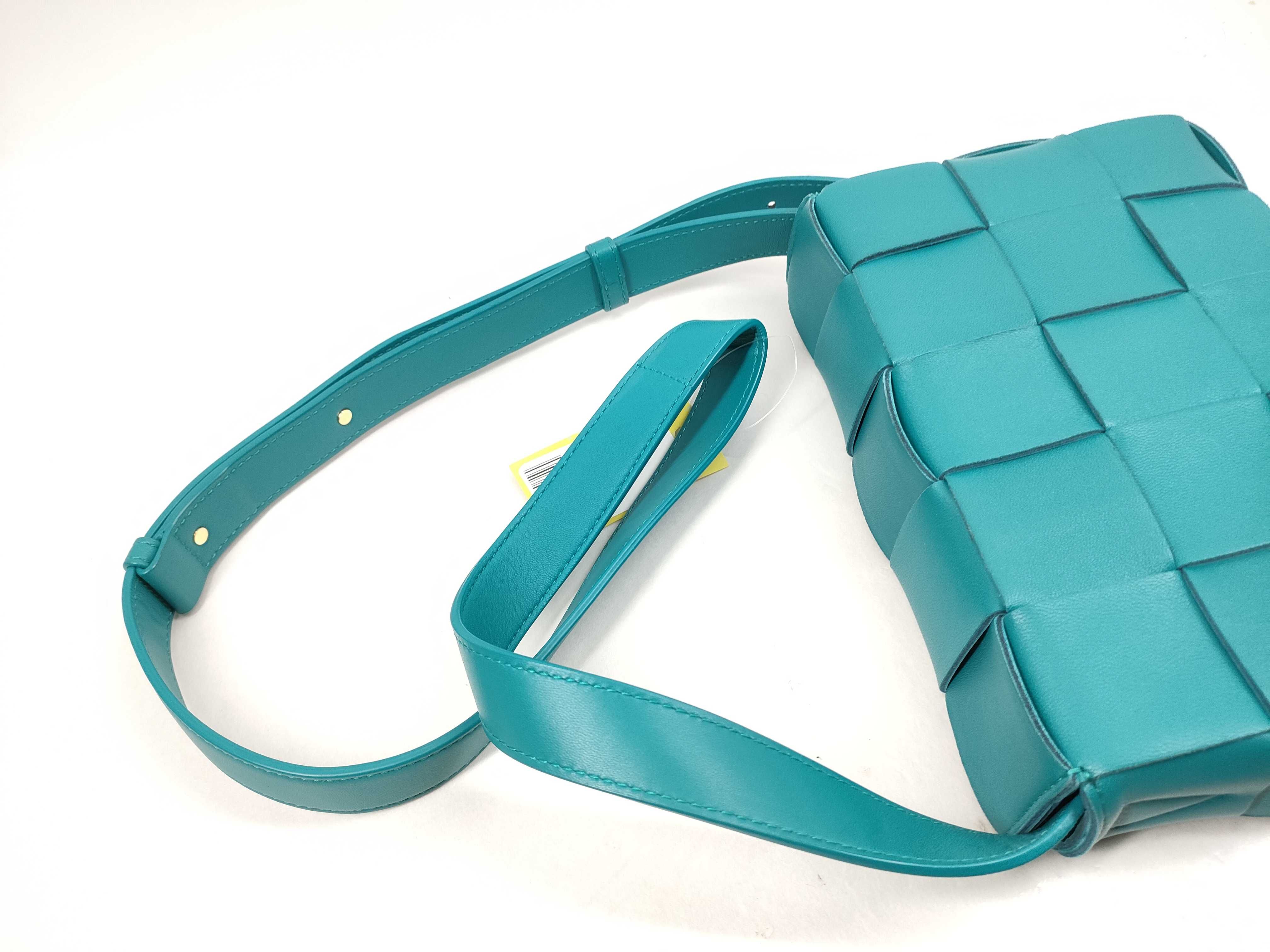 Intrecciato Cassette Shoulder Bag — view 6