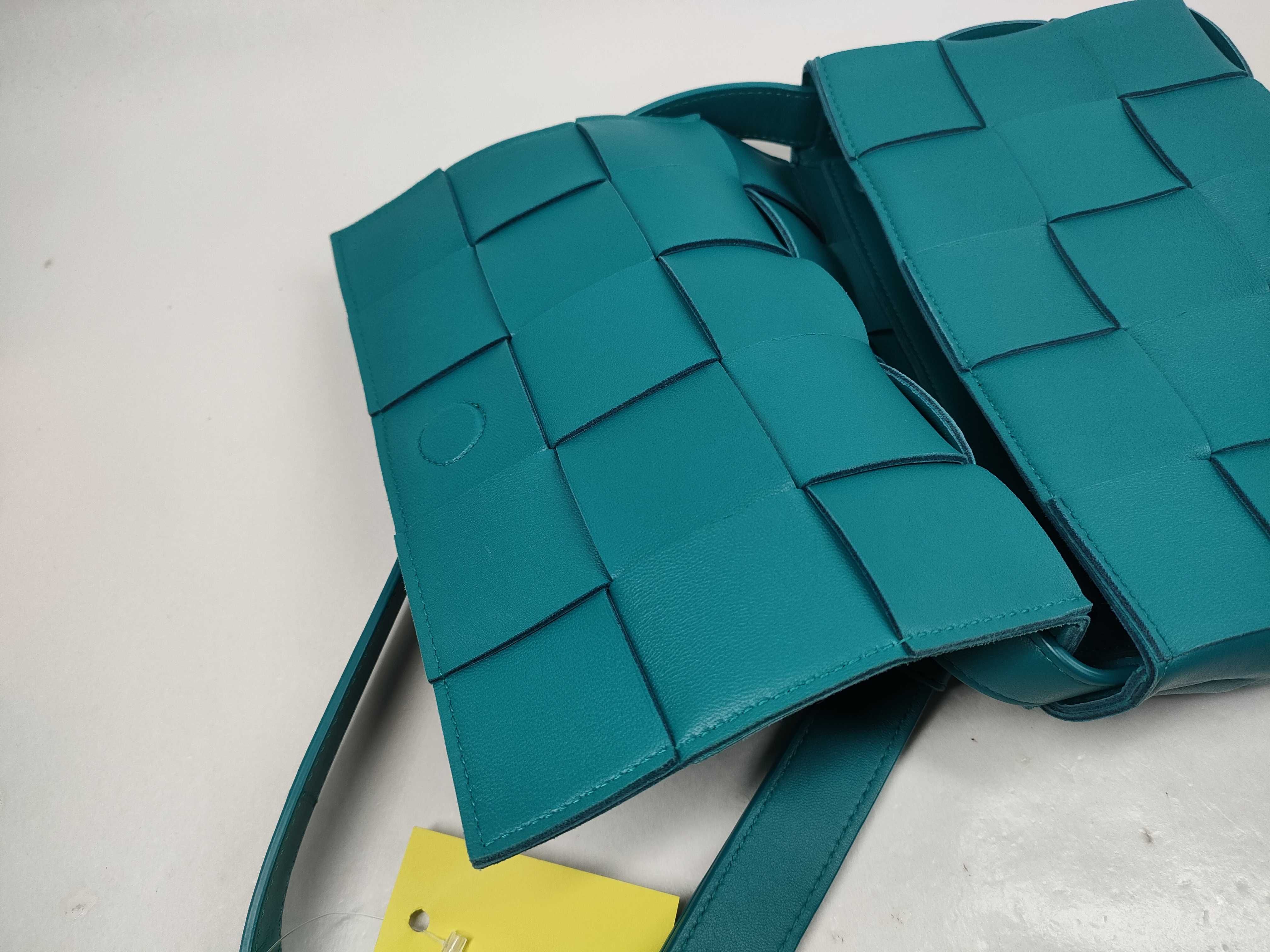 Intrecciato Cassette Shoulder Bag — view 8