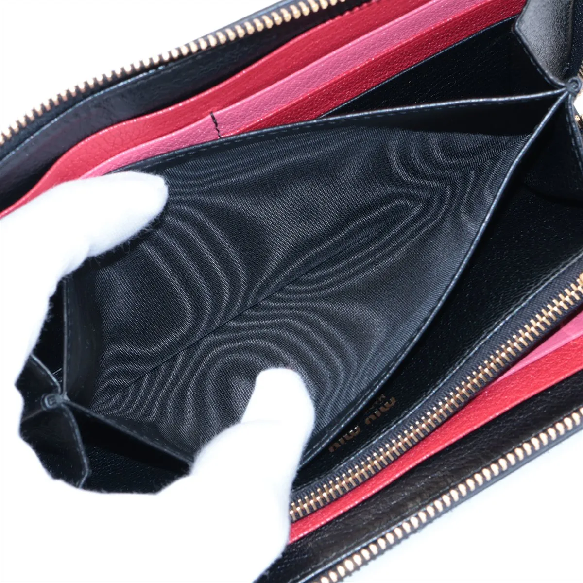 Madras Leather Round Zip Wallet Black — view 6