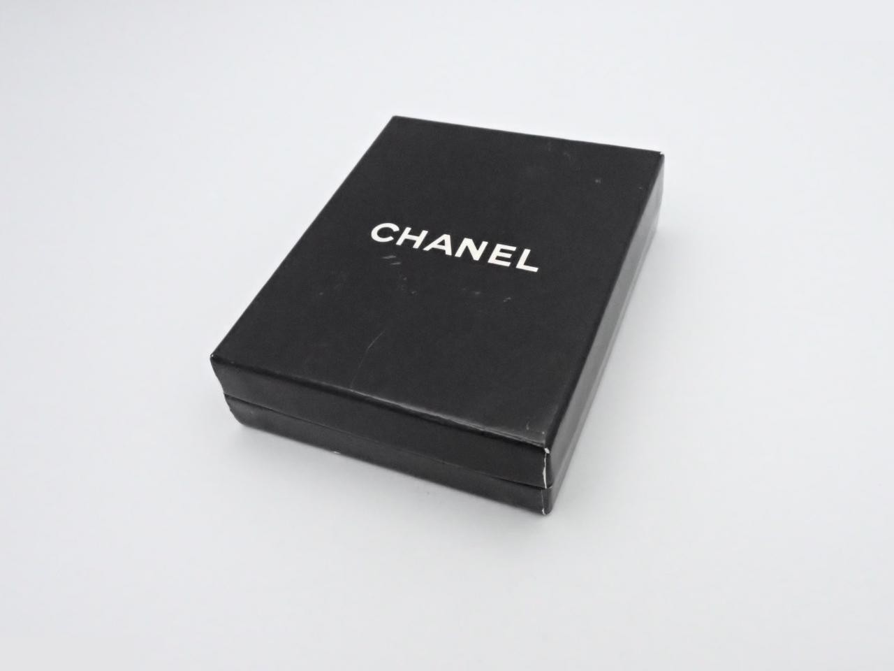 Brooch, Coco Mark, Gold — view 4