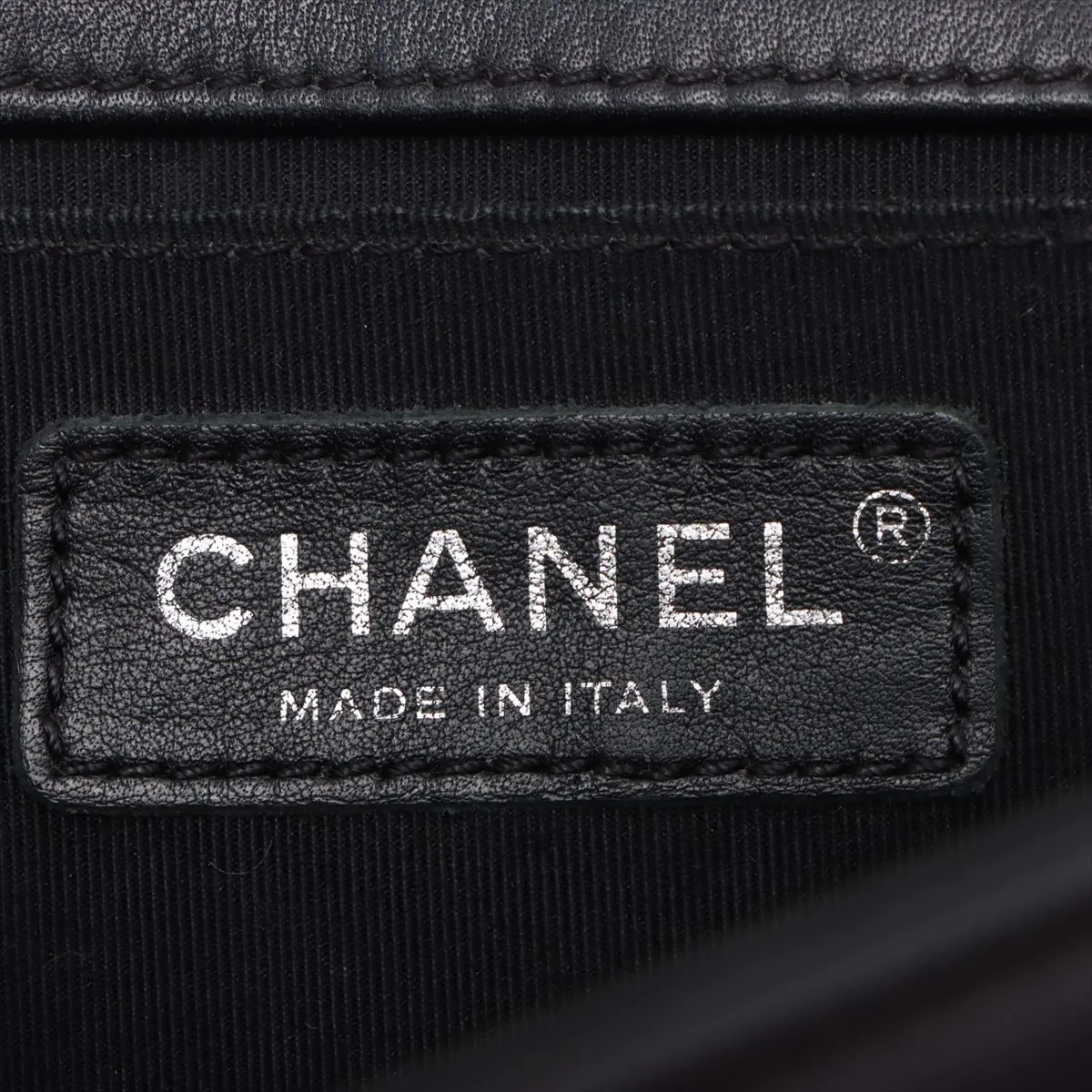 Boy Chanel 25 Lambskin Chain Shoulder Bag Black Gunmetal Hardware A67086 — view 9