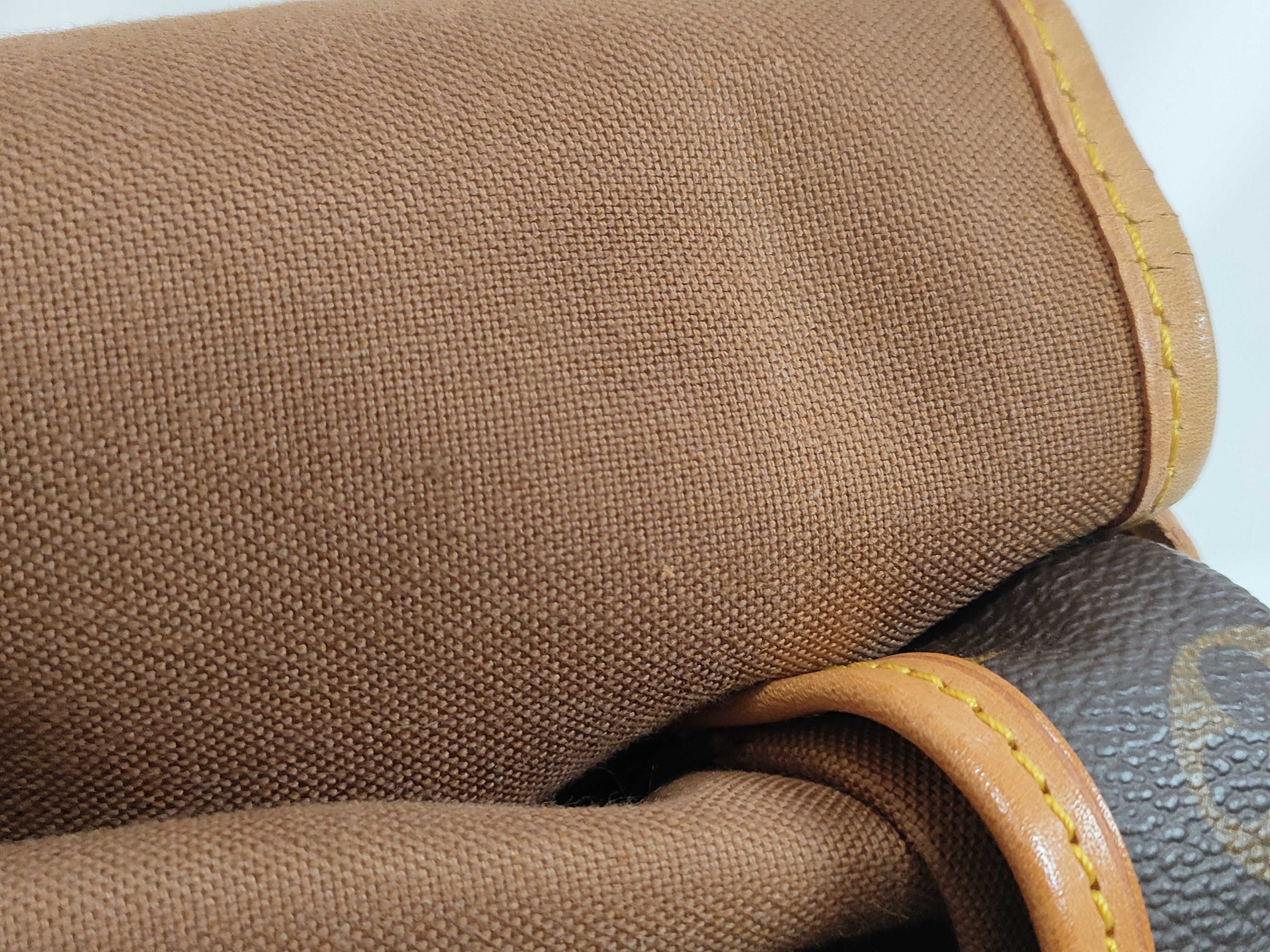 Monogram Saumur 35 Monogram Vuitton Shoulder Bag — view 14