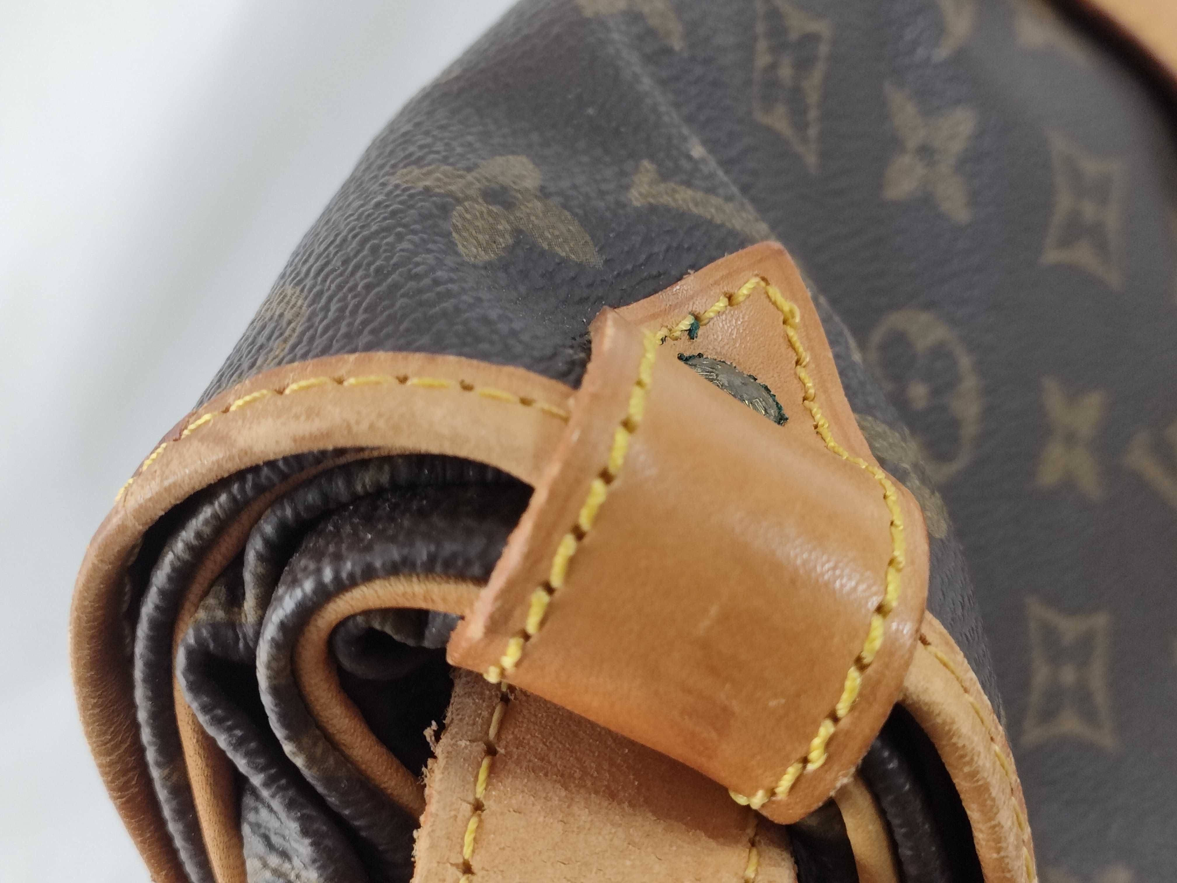 Monogram Saumur 35 Monogram Vuitton Shoulder Bag — view 15