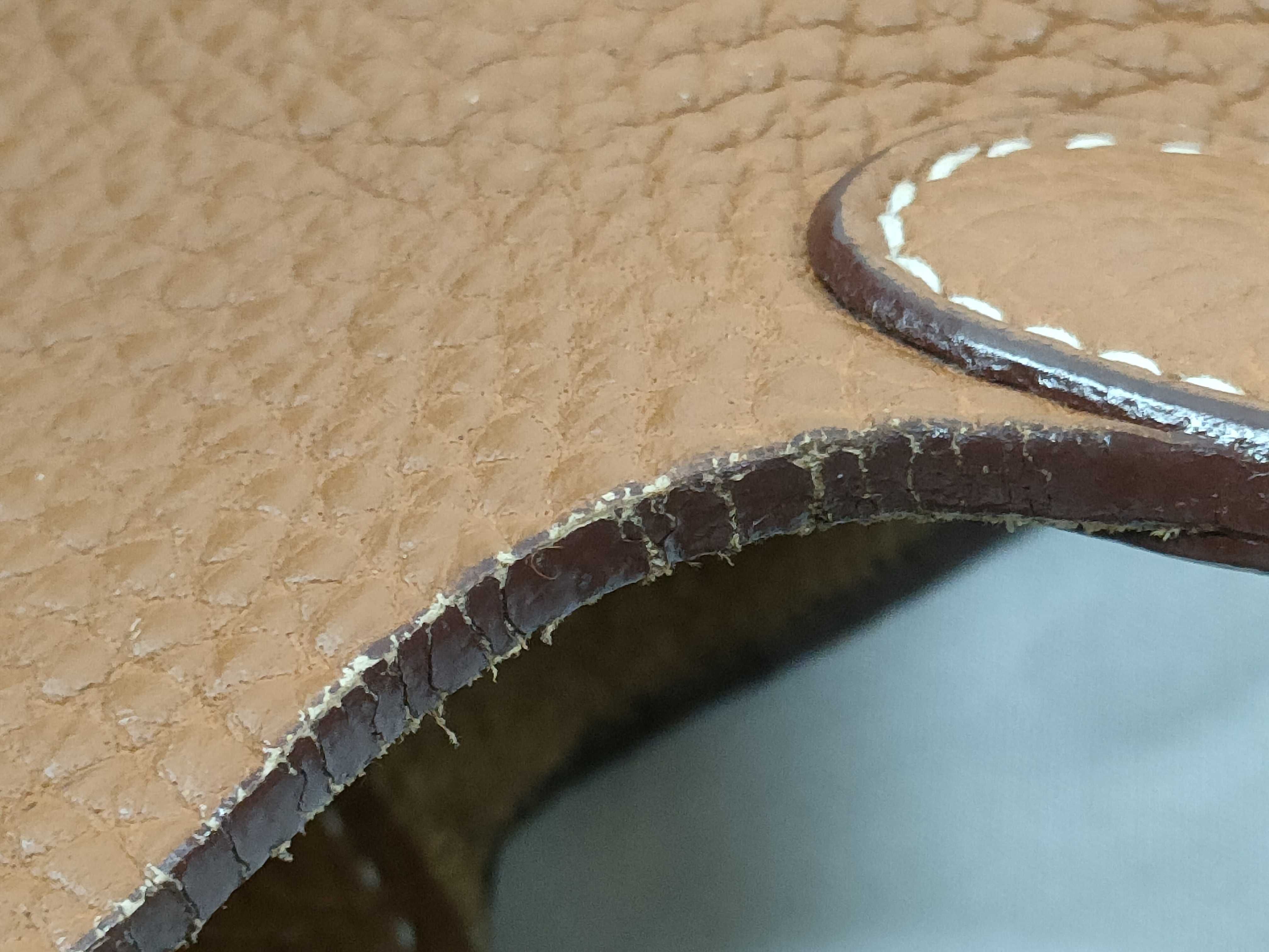 Picotin MM / Old Model / Taurillon Leather / Brown Handbag — view 12