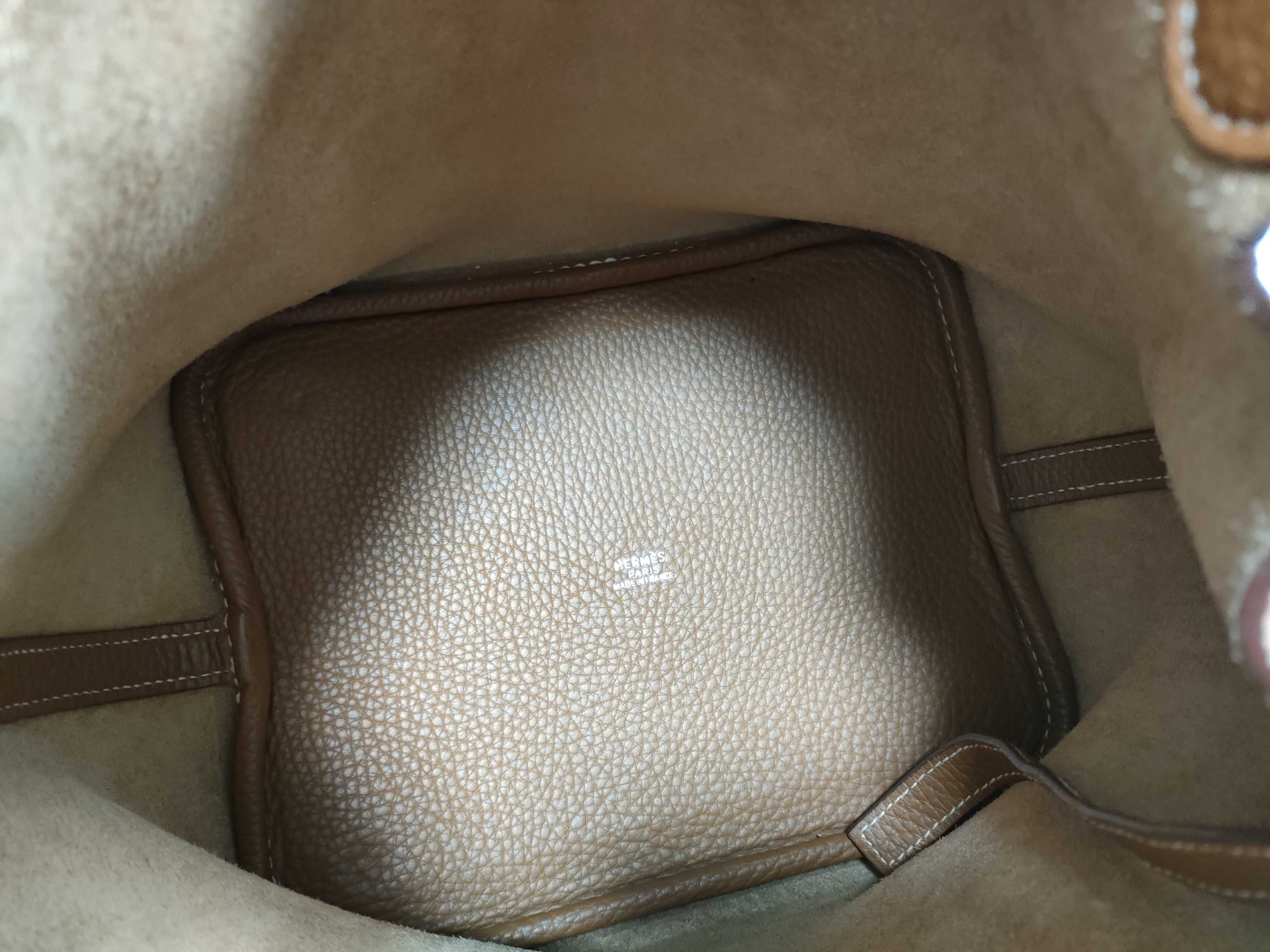 Picotin MM / Old Model / Taurillon Leather / Brown Handbag — view 7