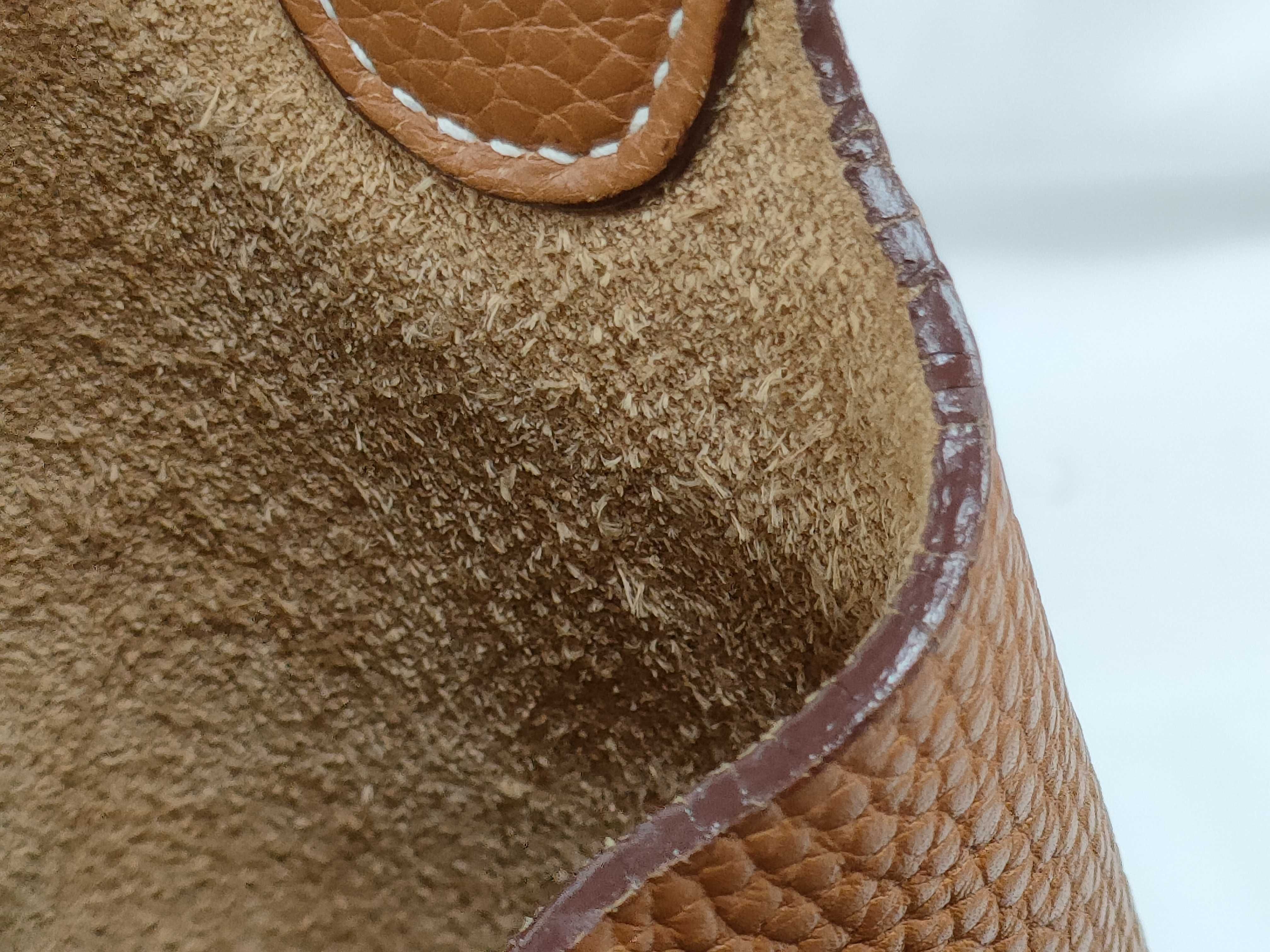 Picotin MM / Old Model / Taurillon Leather / Brown Handbag — view 9