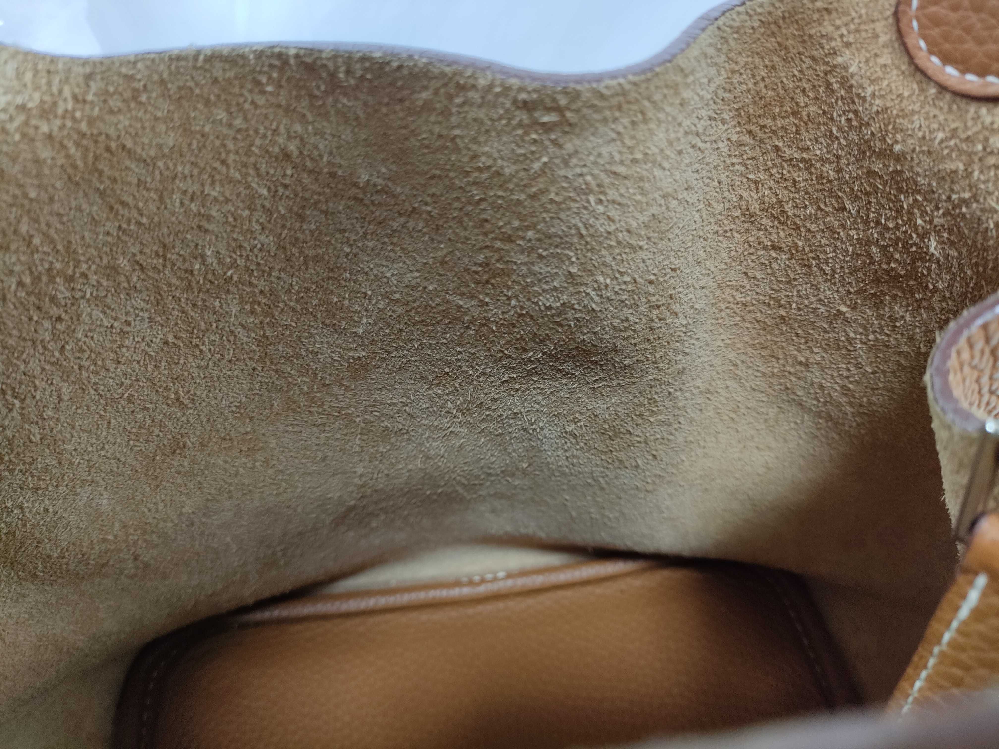 Picotin MM / Old Model / Taurillon Leather / Brown Handbag — view 10