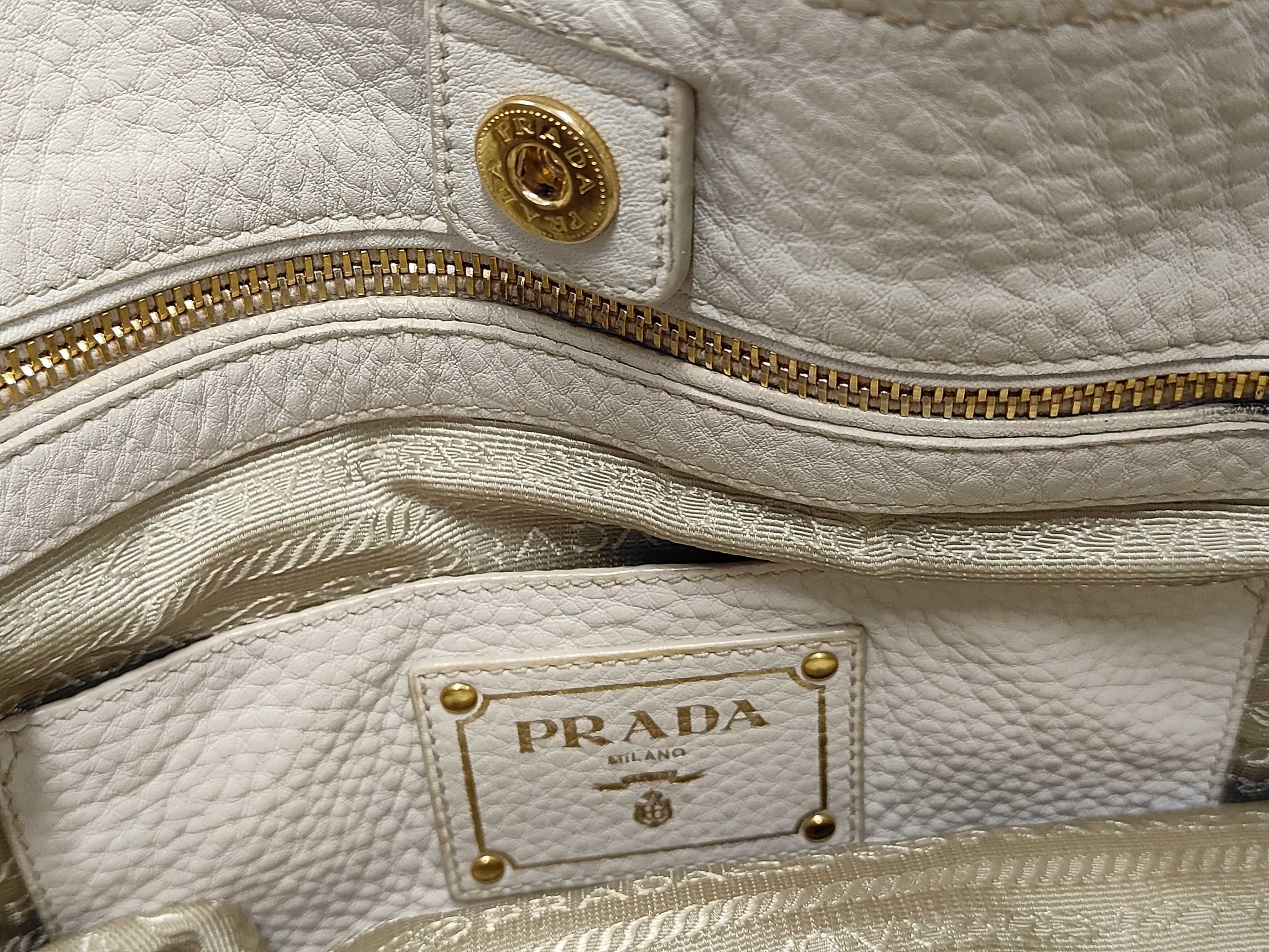 Vitello Daino Leather Handbag — view 8