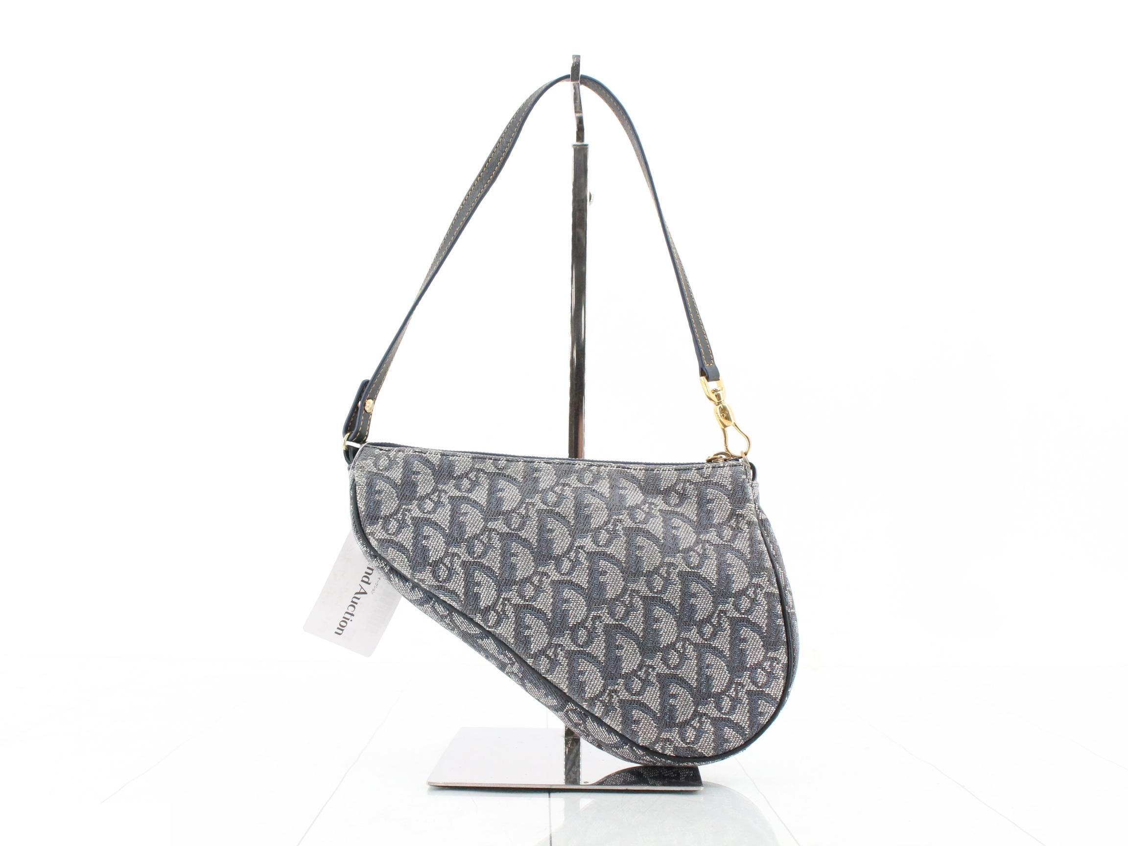 Trotter Shoulder Bag, Saddle, Navy — view 2