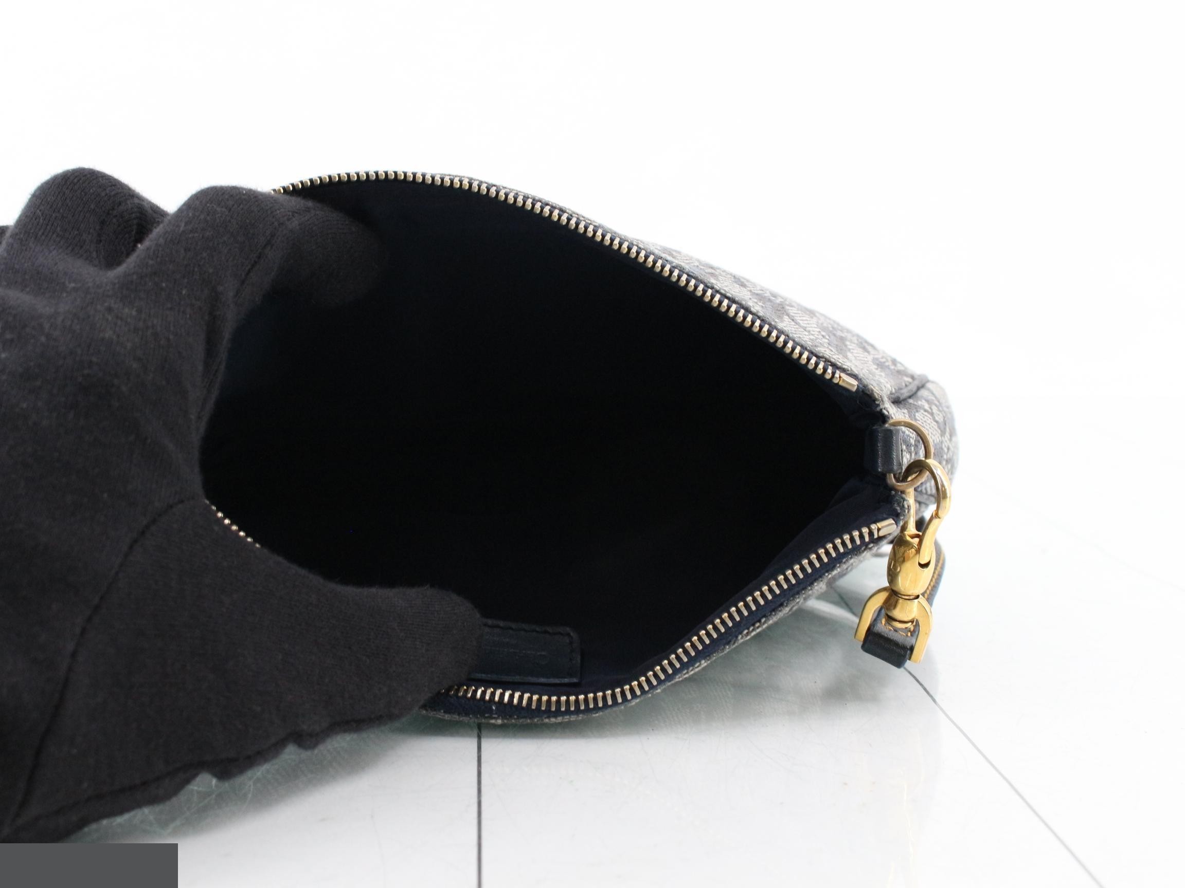 Trotter Shoulder Bag, Saddle, Navy — view 4