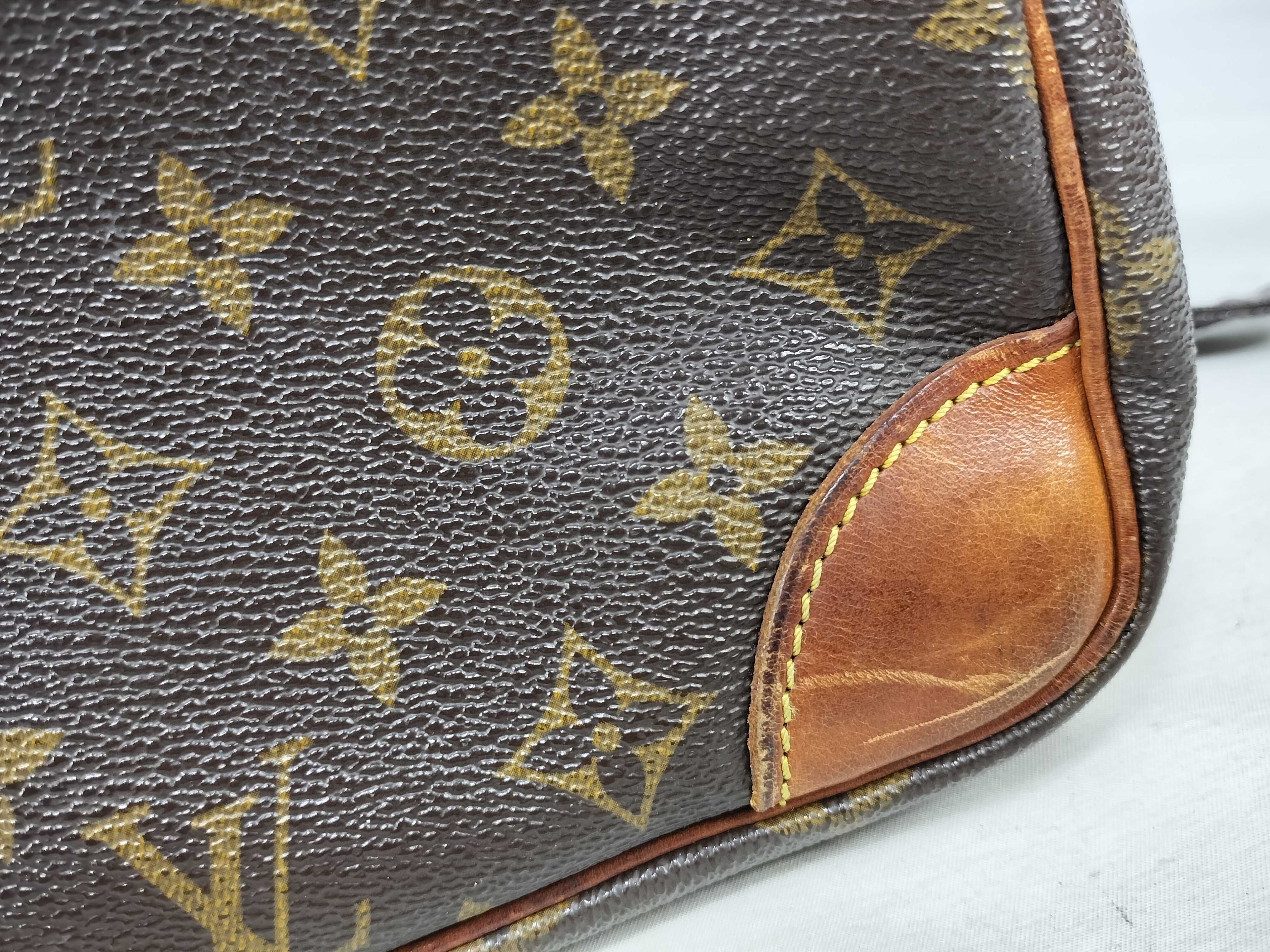 Monogram LV Nile Shoulder Bag — view 14