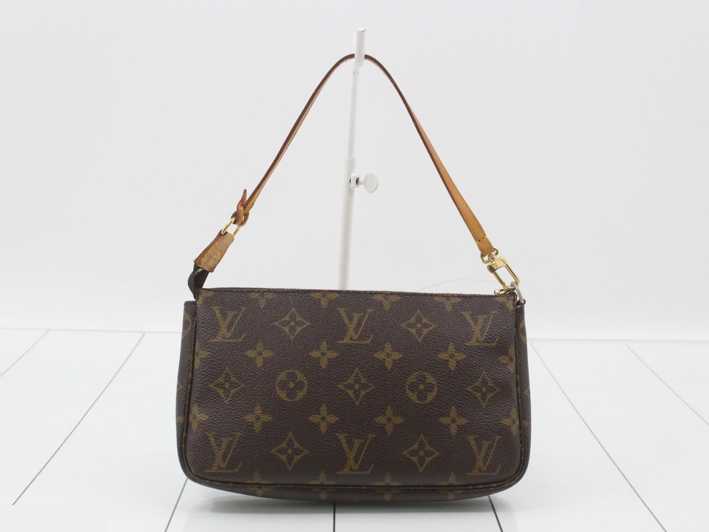 M51980 Pochette Accessoires — view 2