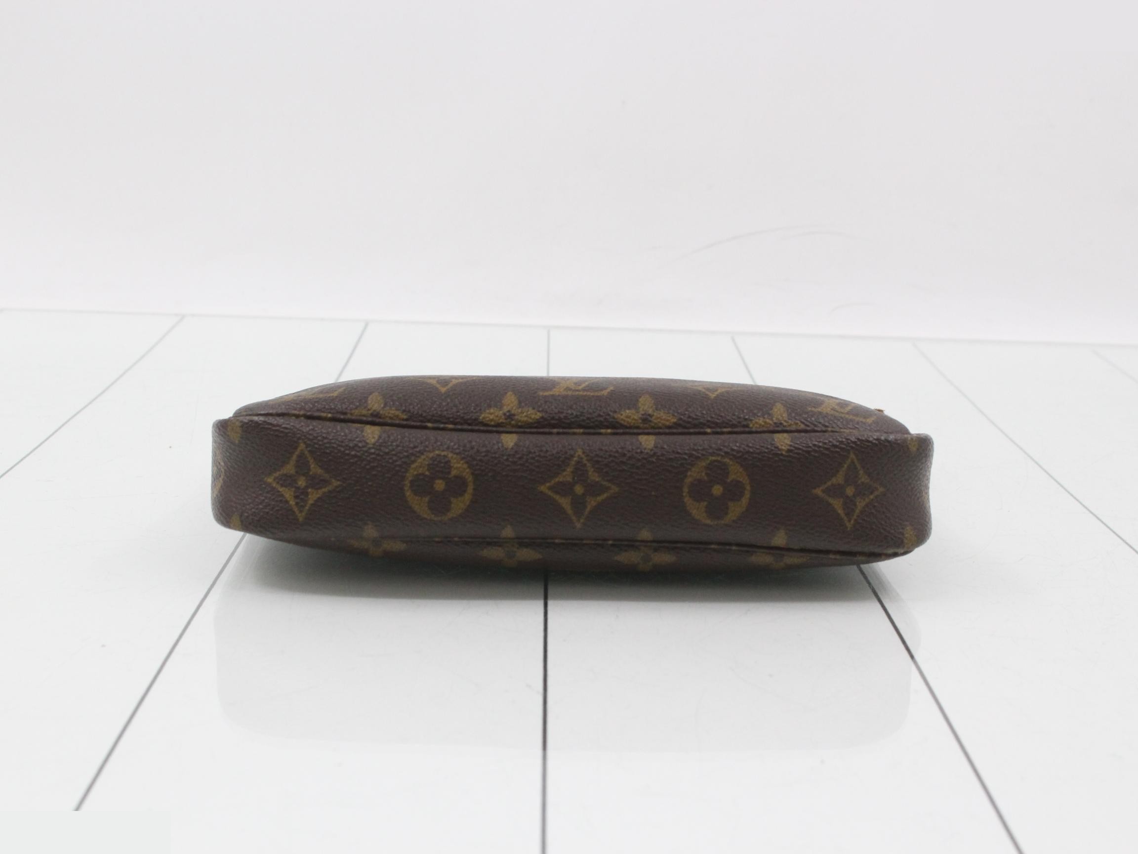 M51980 Pochette Accessoires — view 3