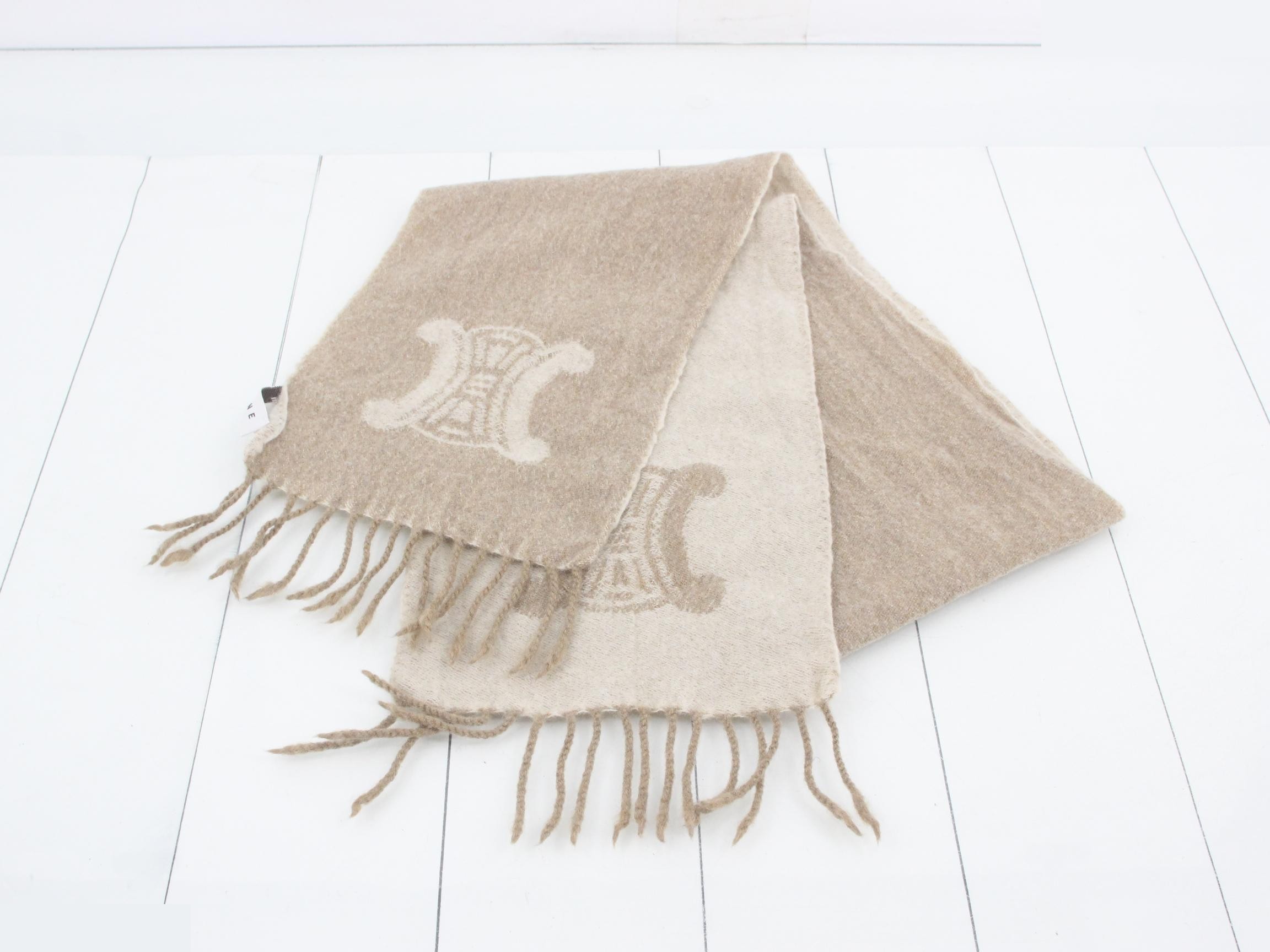 Other lines: Small items, accessories, and scarves — view 2