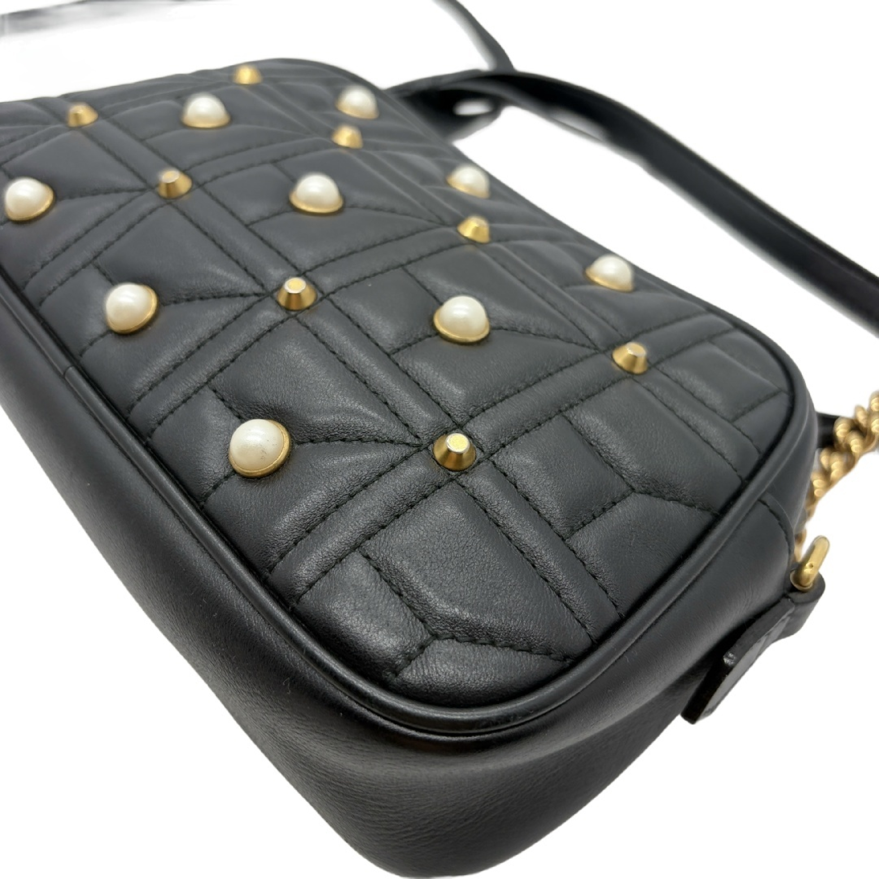 GG Marmont Chain Shoulder Bag — view 9