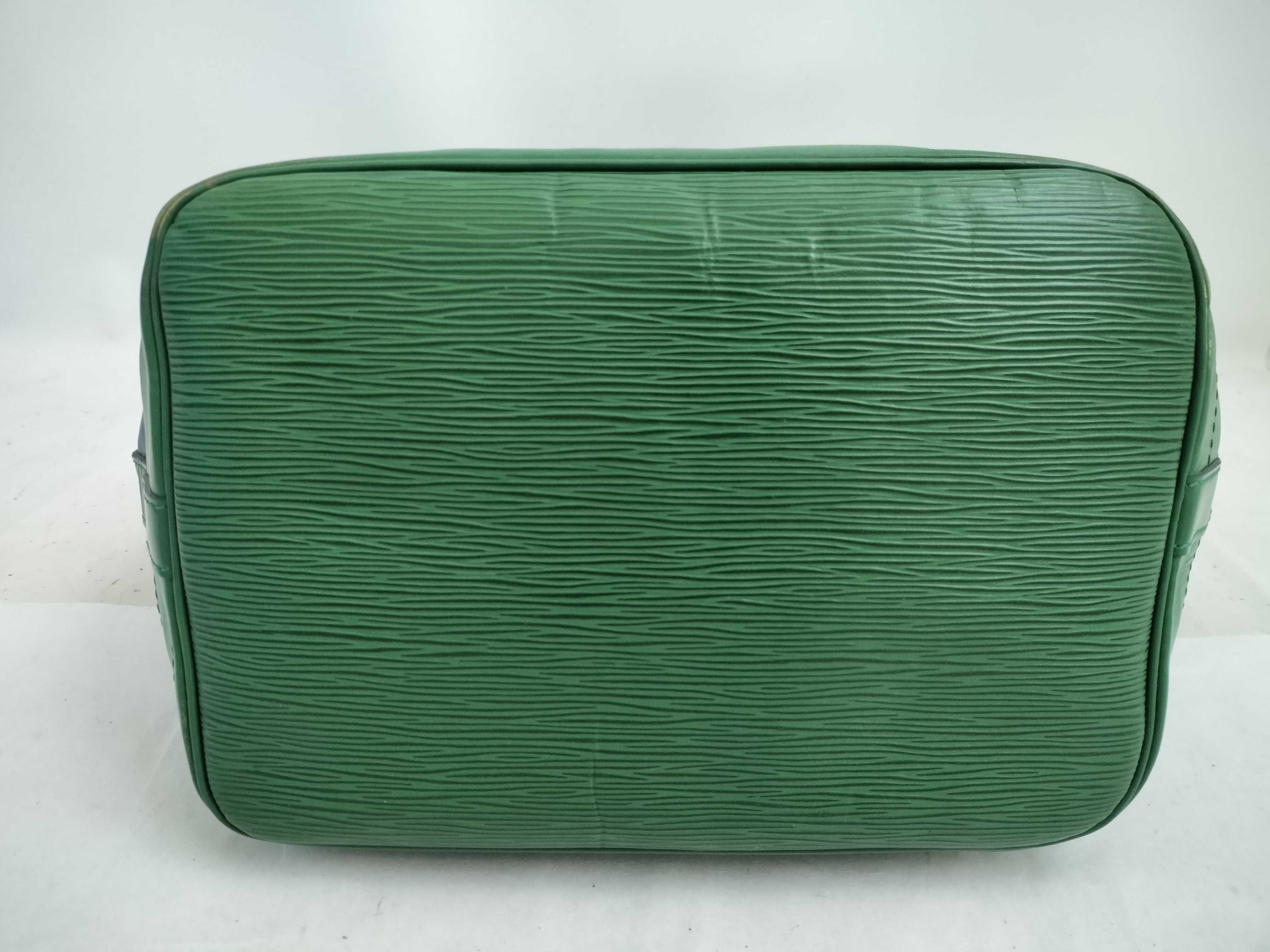 Epi Noe M44044 VI0973 Shoulder Bag — view 7