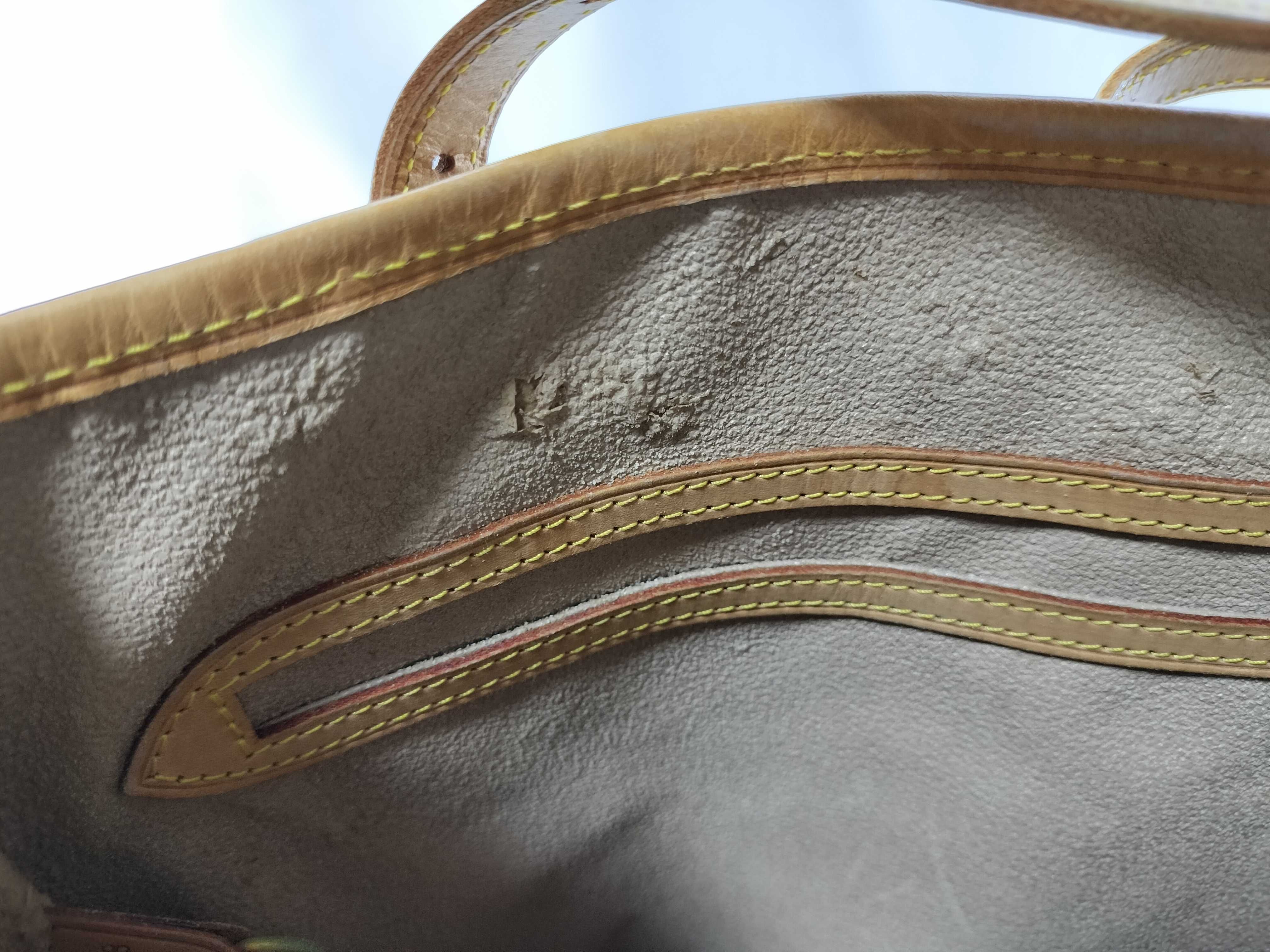 Monogram M42238 Bucket PM Tote Bag (without pouch) — view 12