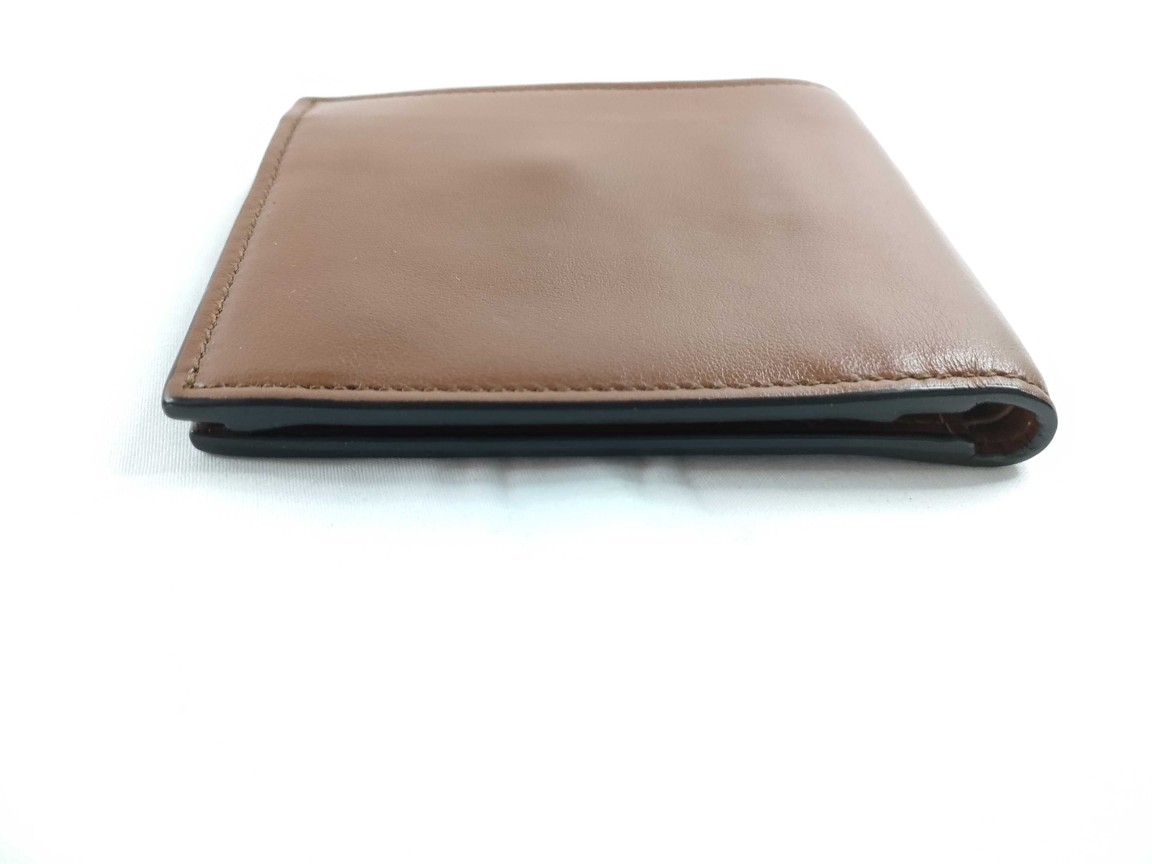 logo wallet — view 5