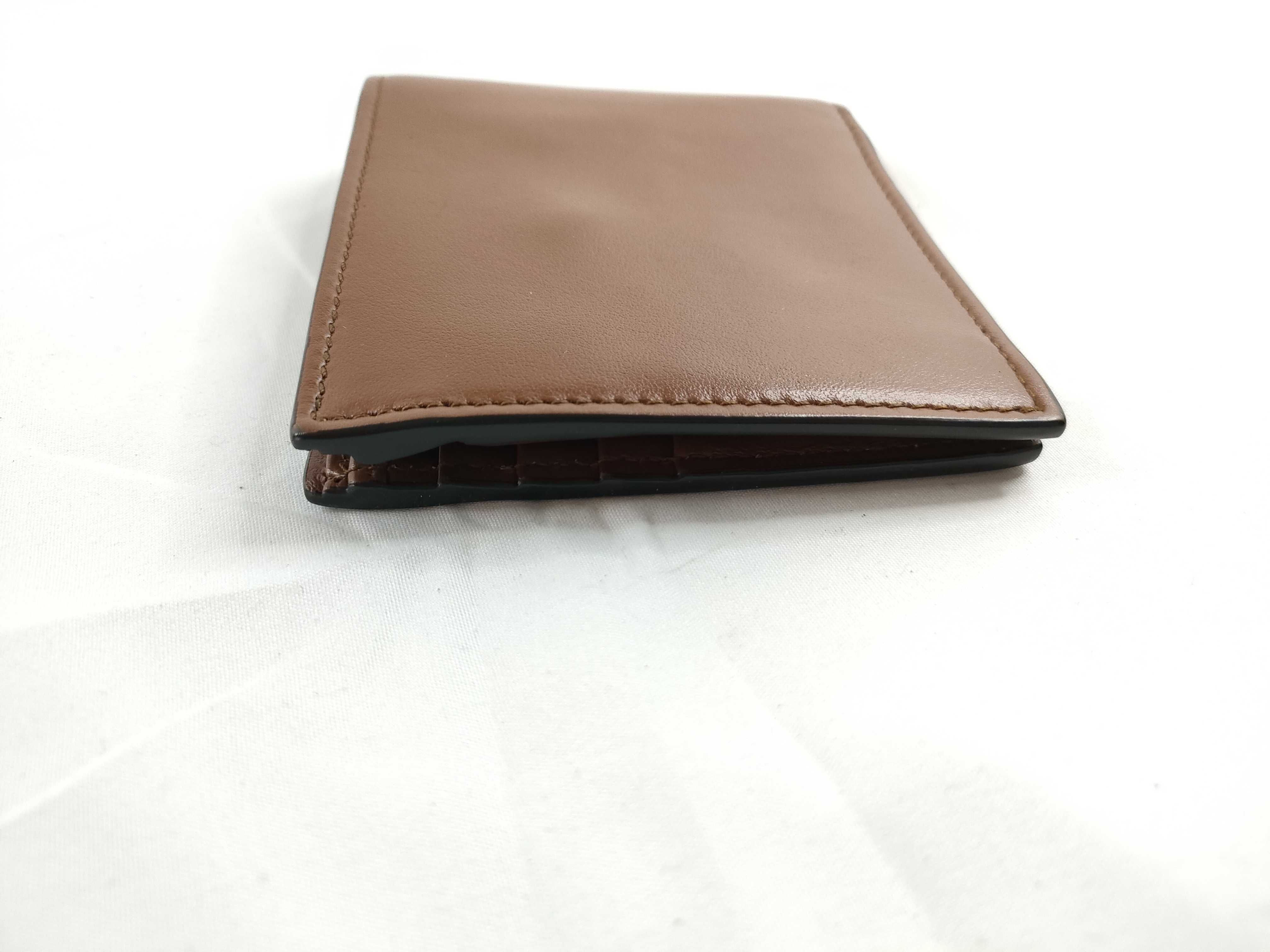 logo wallet — view 6