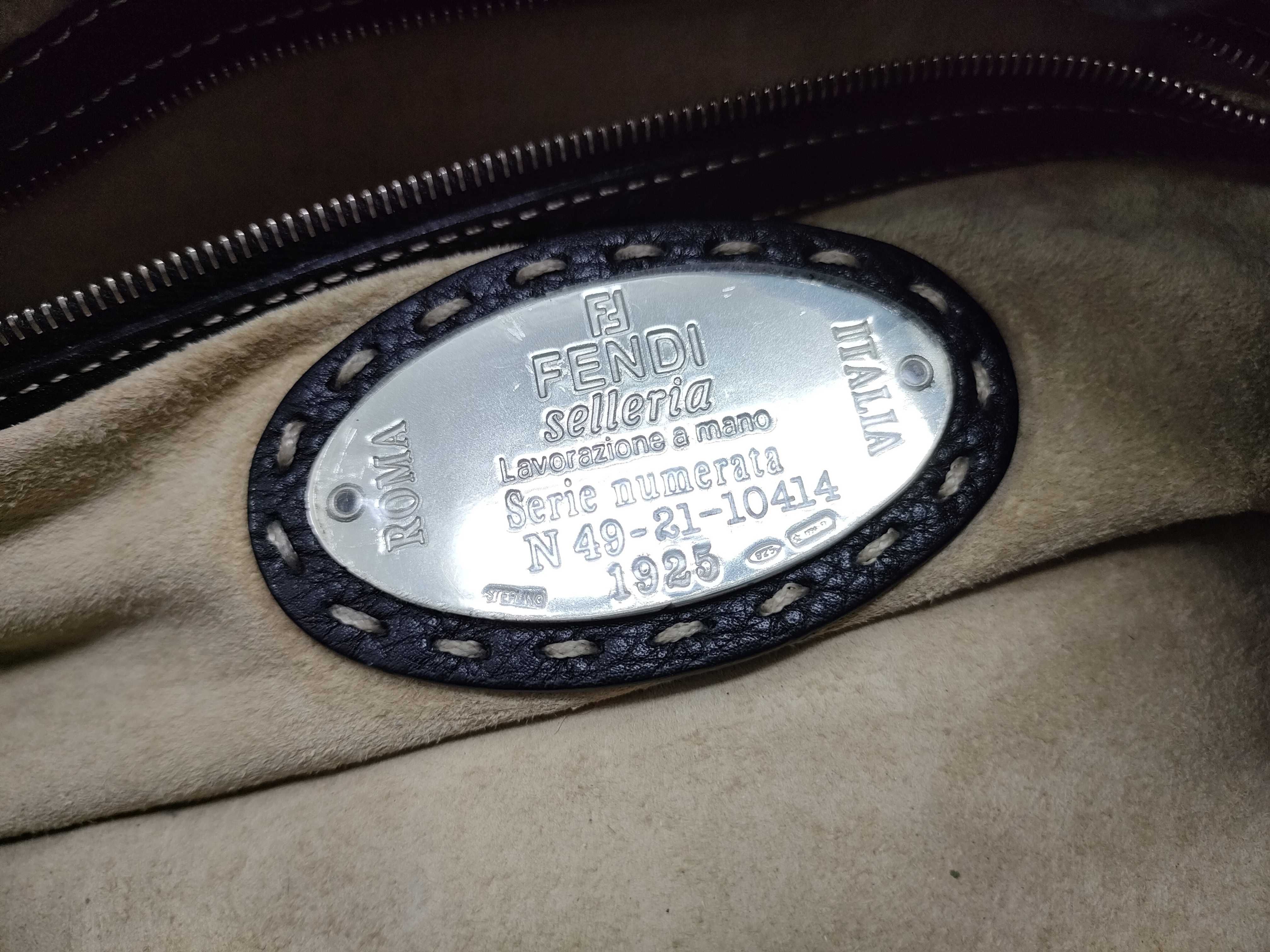 Handbag / Leather Handbag — view 12