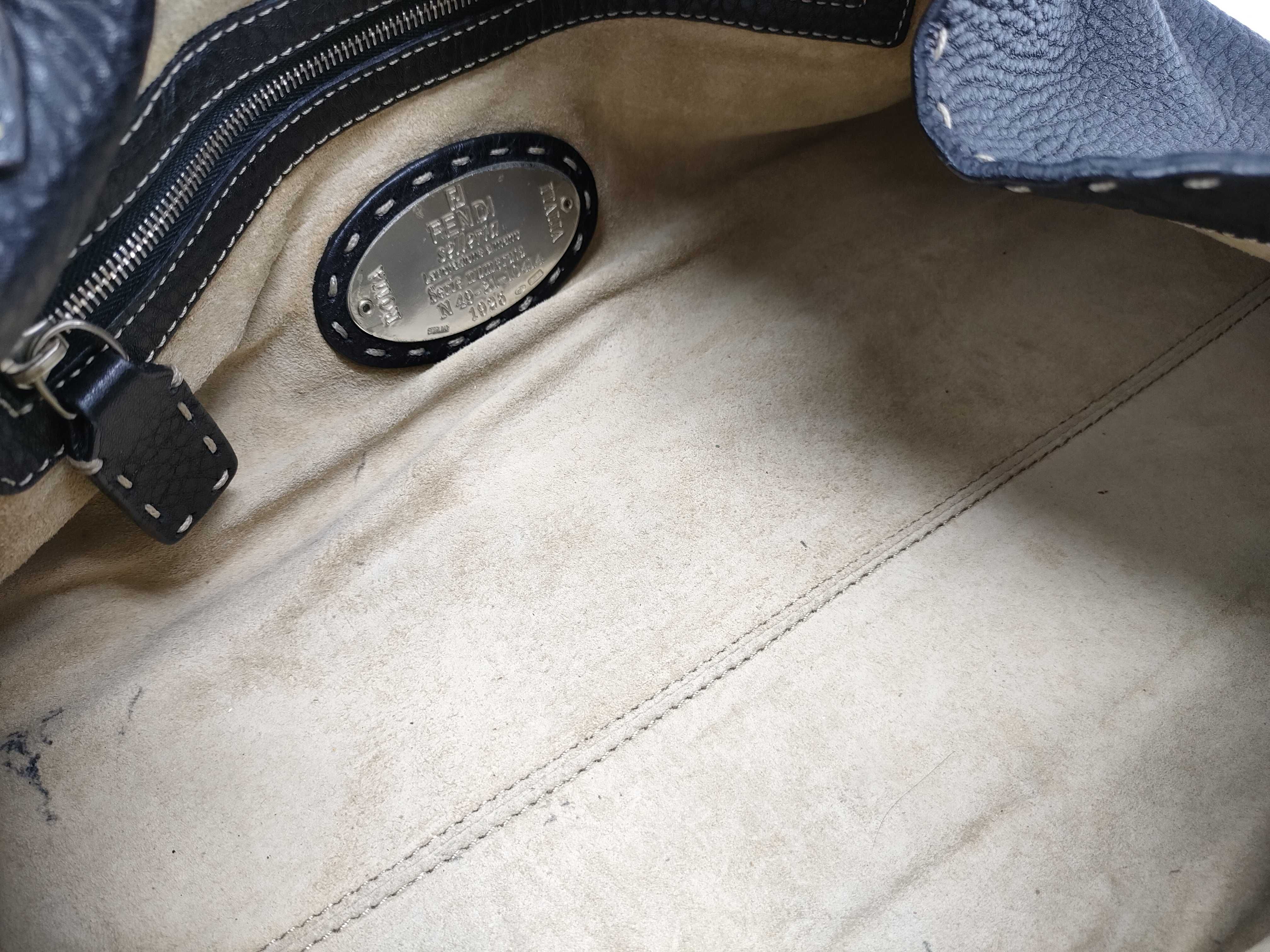 Handbag / Leather Handbag — view 10