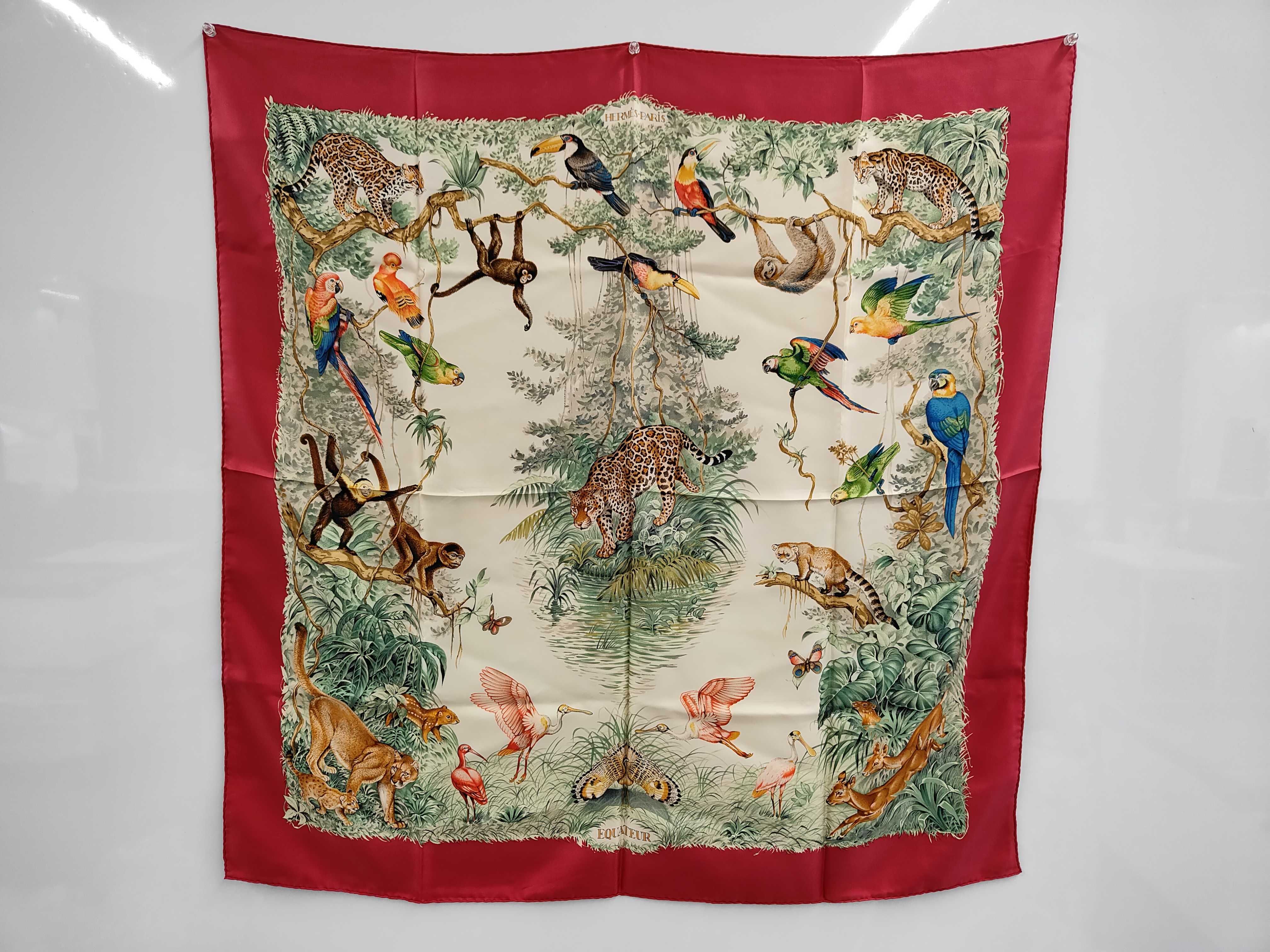 scarf carré and other accessories