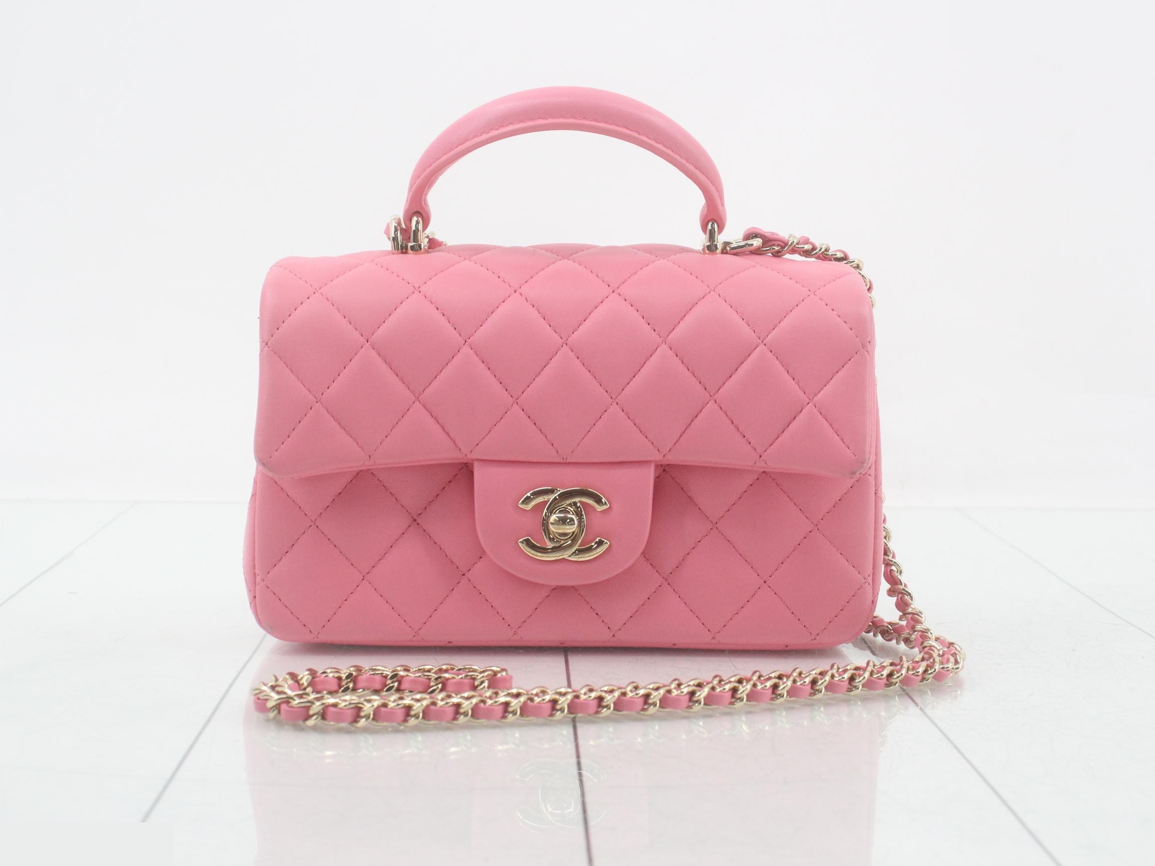 Matelassé Top Handle 2-Way Shoulder Bag Plate