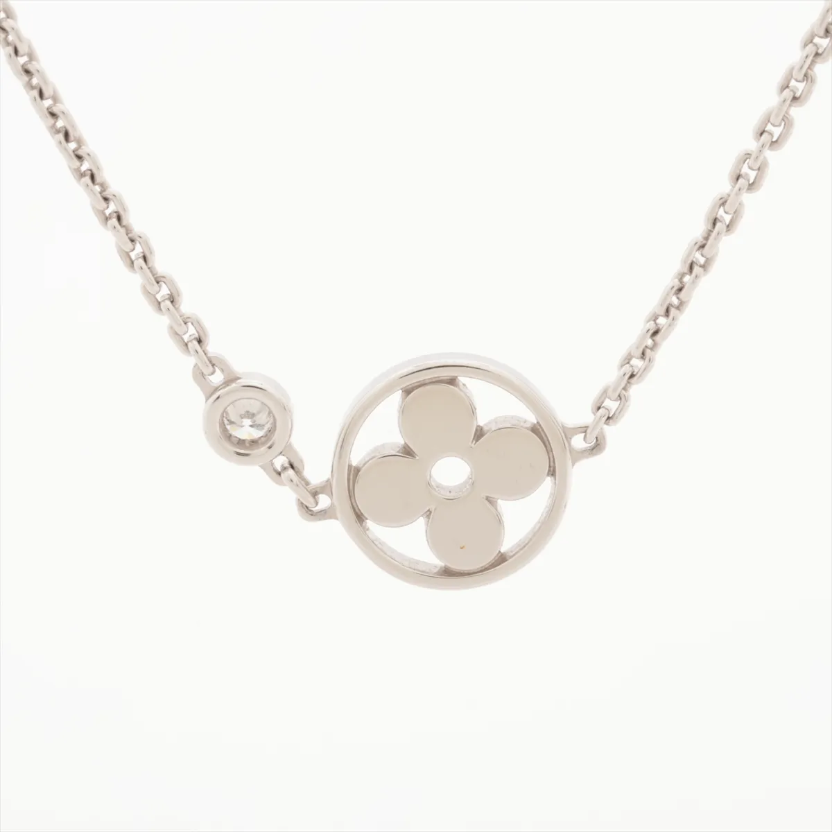 Monogram Idylle Pendant Necklace with Diamonds, 750 (WG), 4.5g, 374481 Q93279 (One letter difference on guarantee card) — view 2